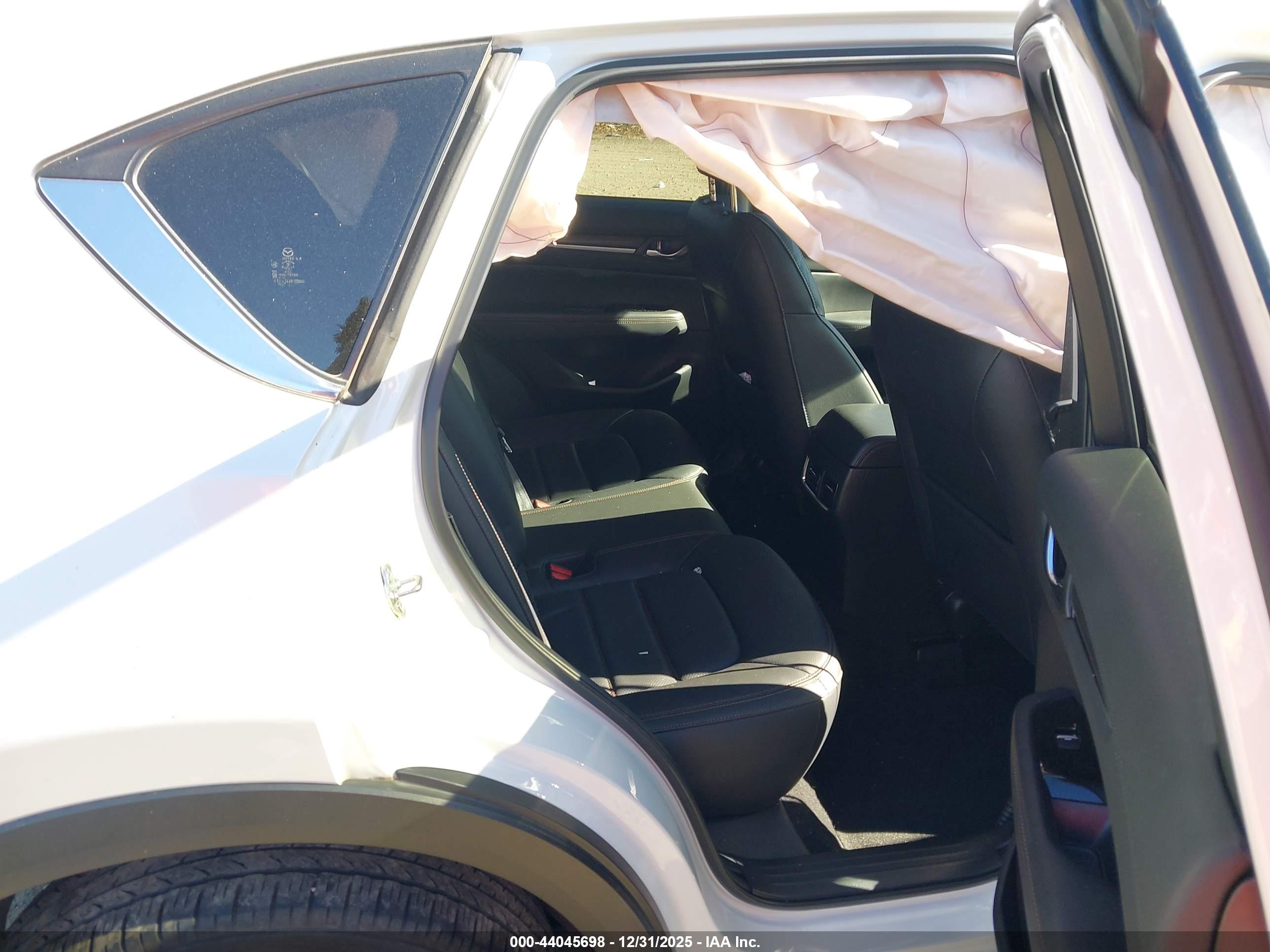 MAZDA CX-5 image 8