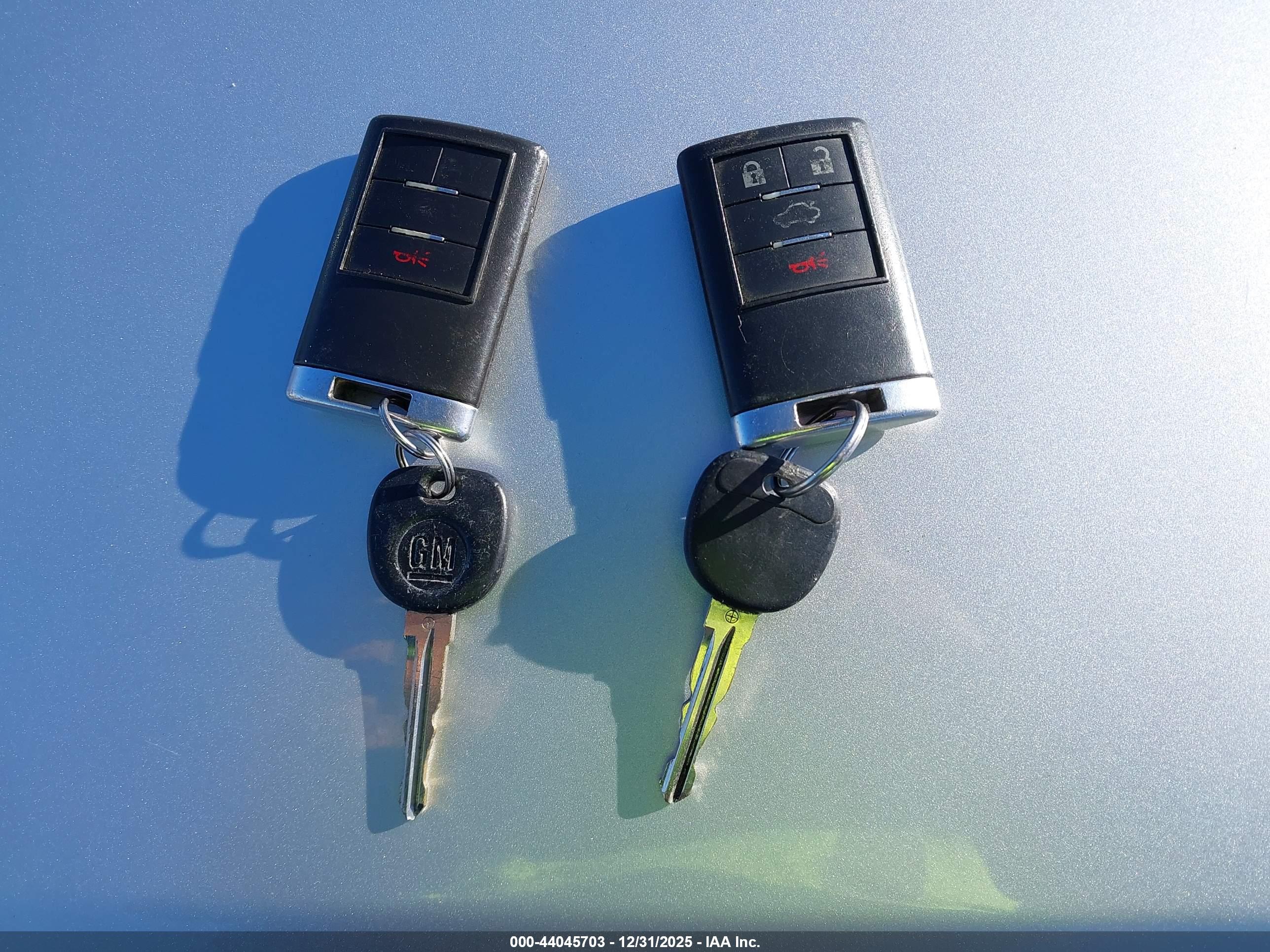 CADILLAC CTS image 11