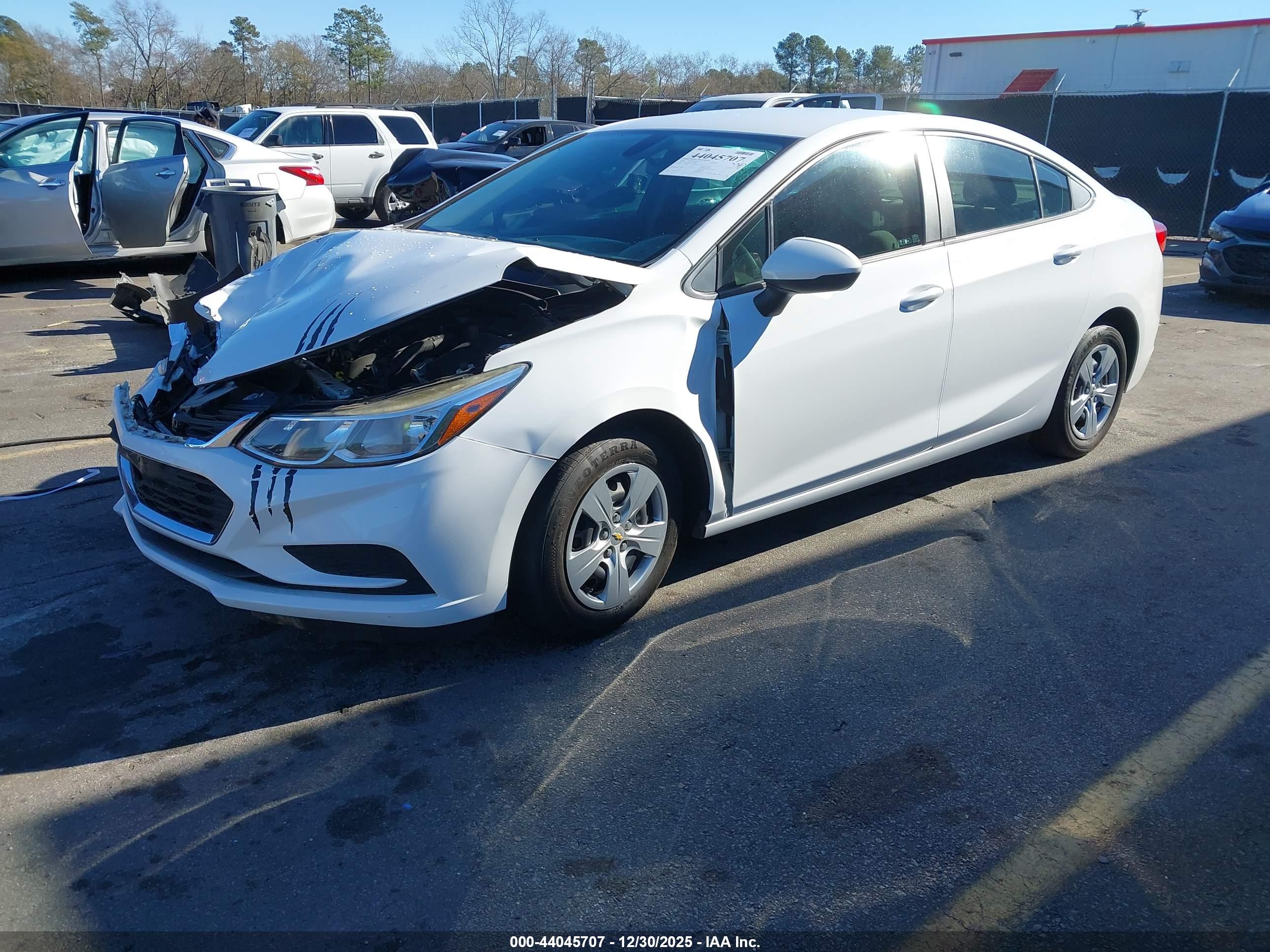 CHEVROLET CRUZE image 2