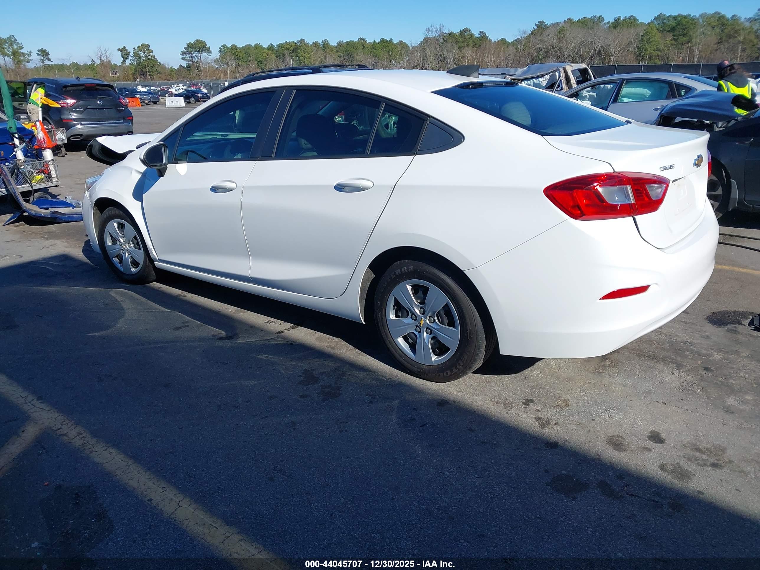 CHEVROLET CRUZE image 3