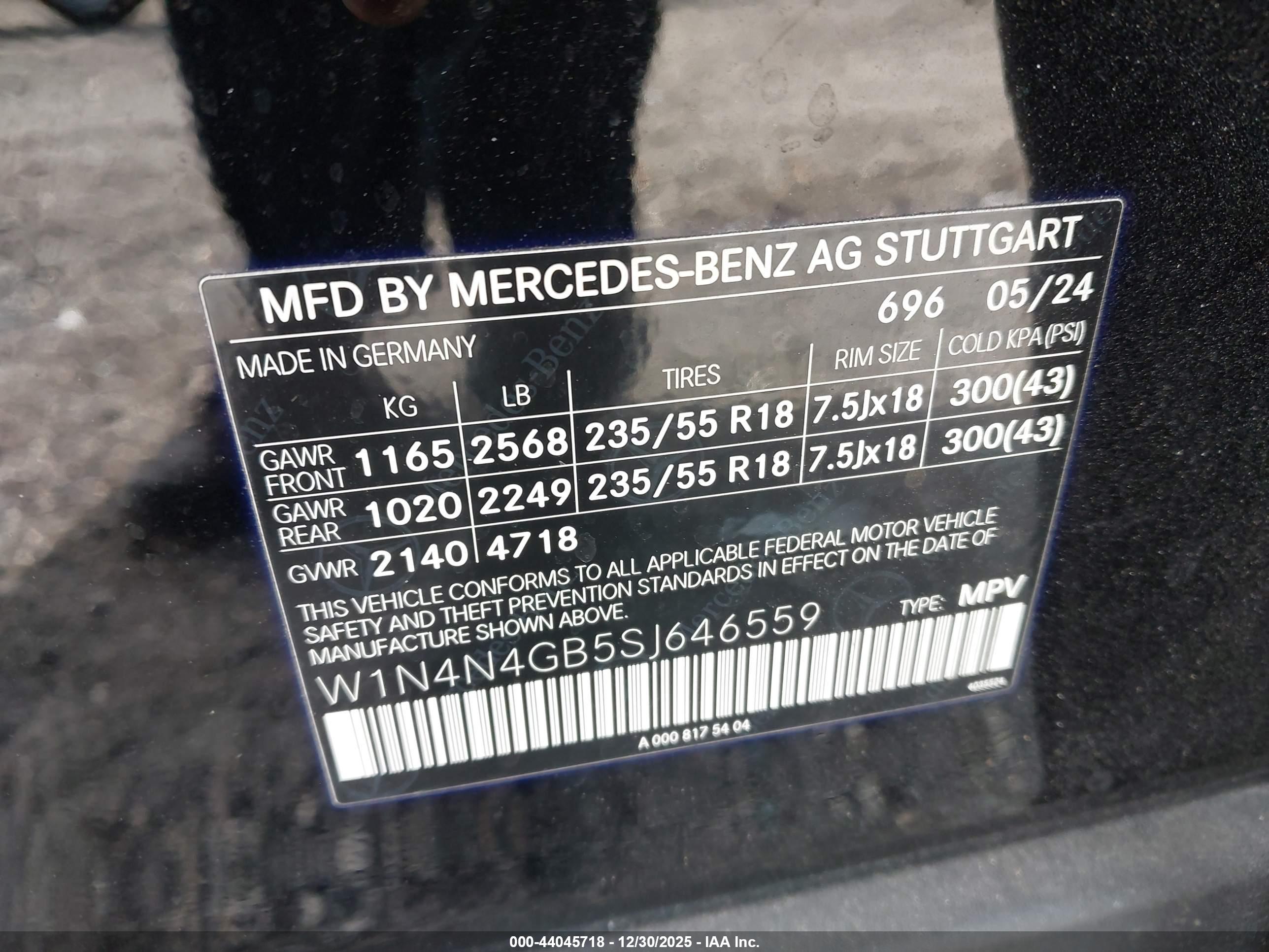 MERCEDES-BENZ GLA image 9