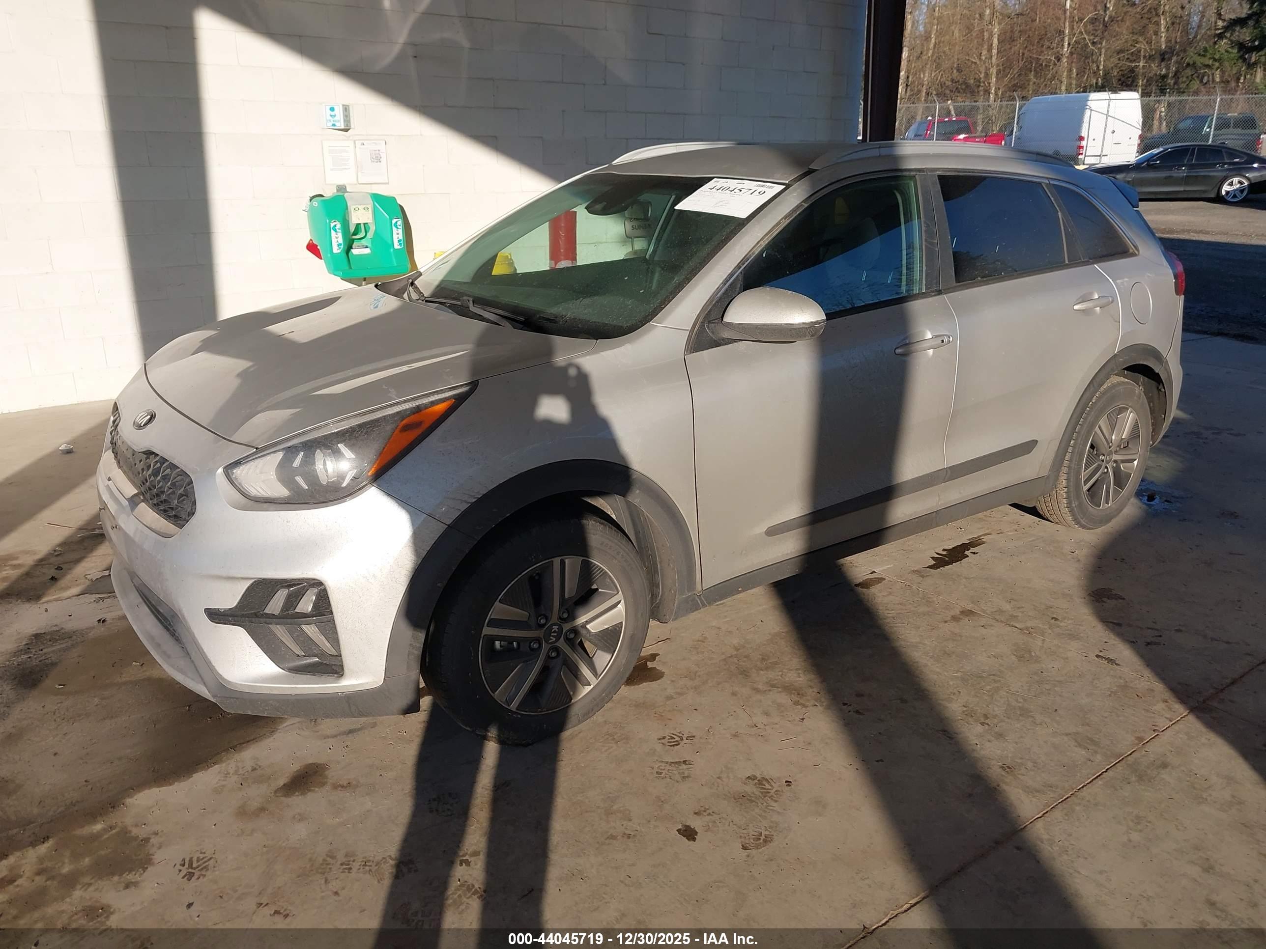 KIA NIRO image 2