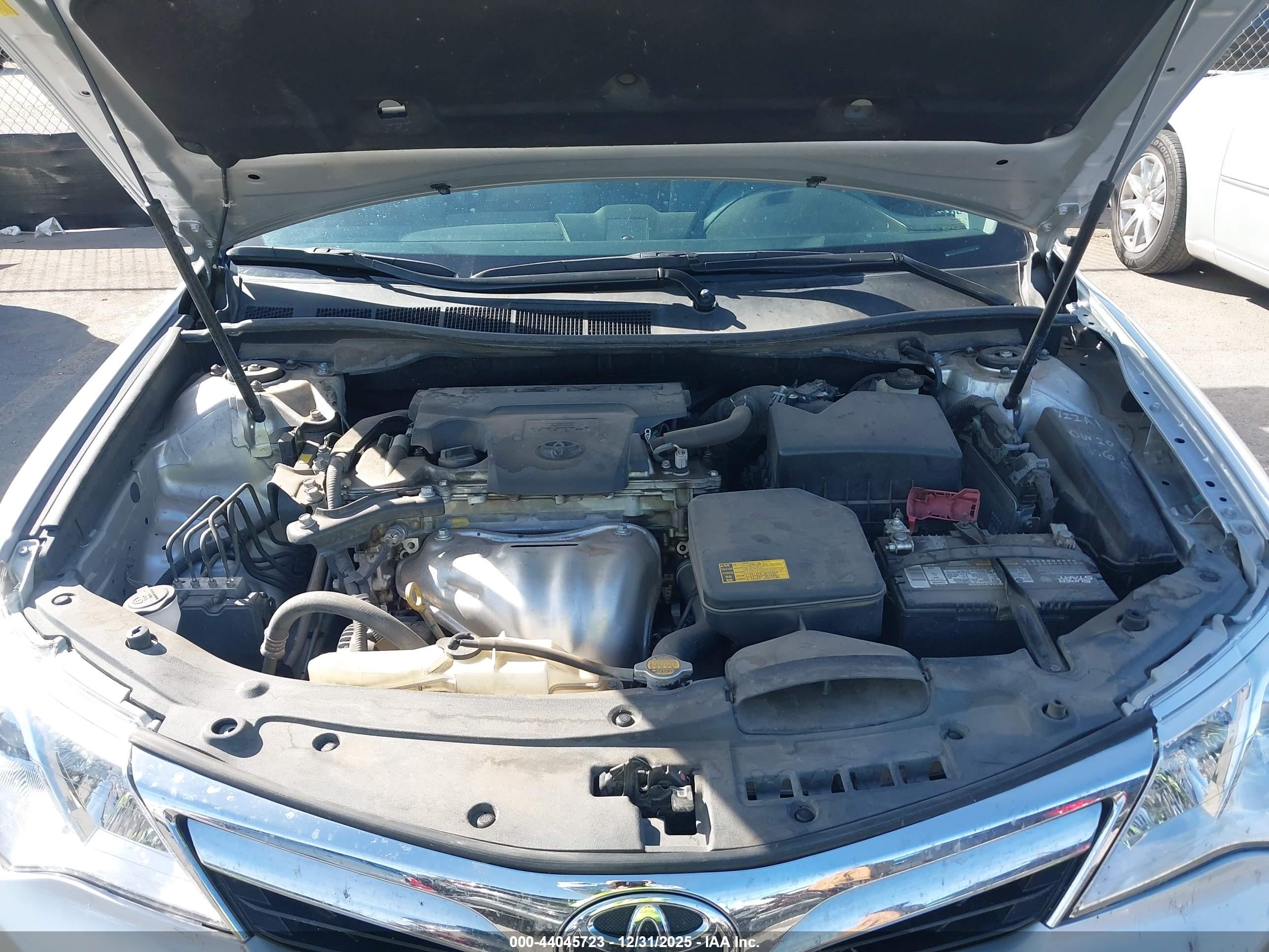 TOYOTA CAMRY image 10