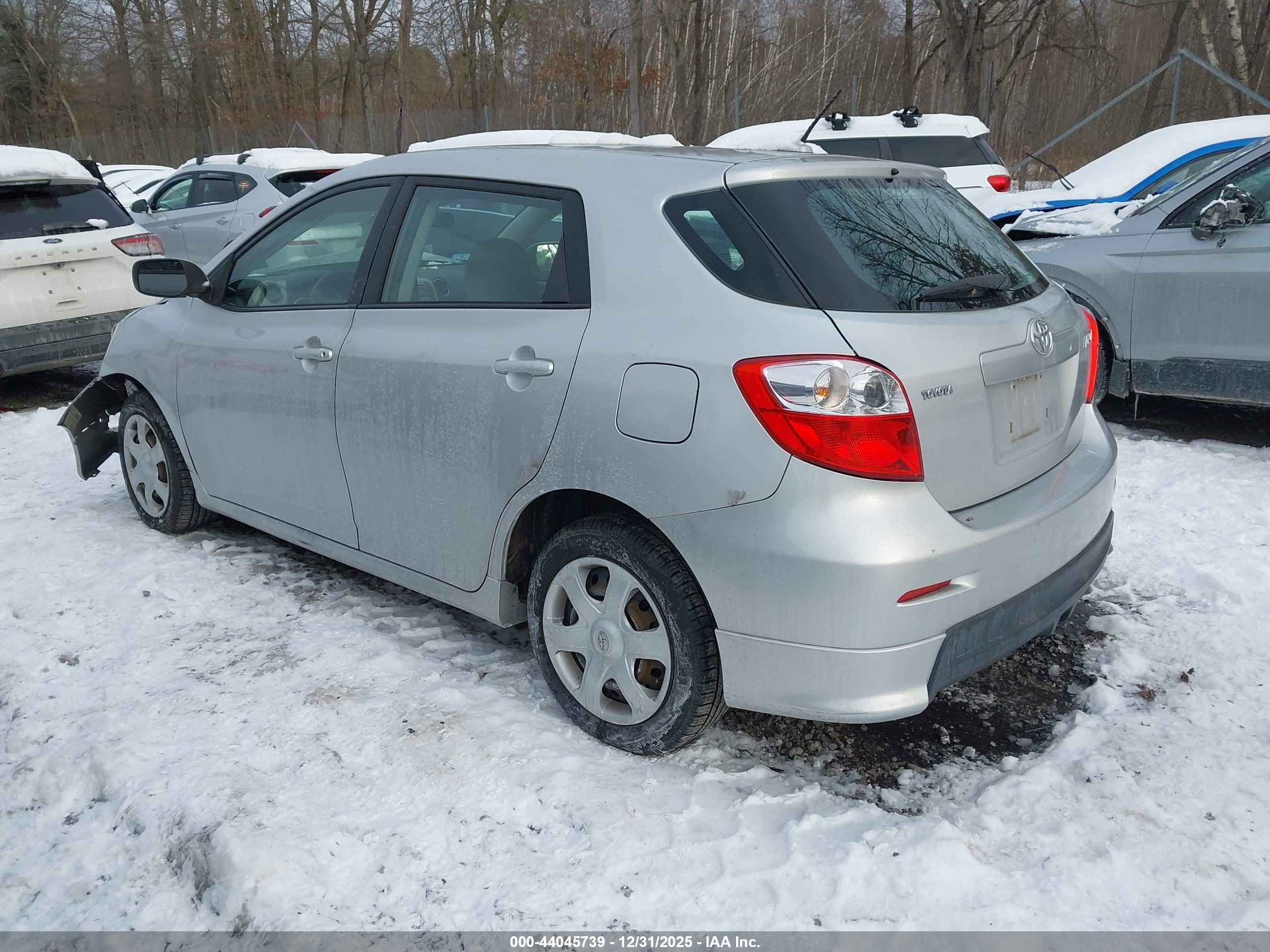 TOYOTA MATRIX image 3