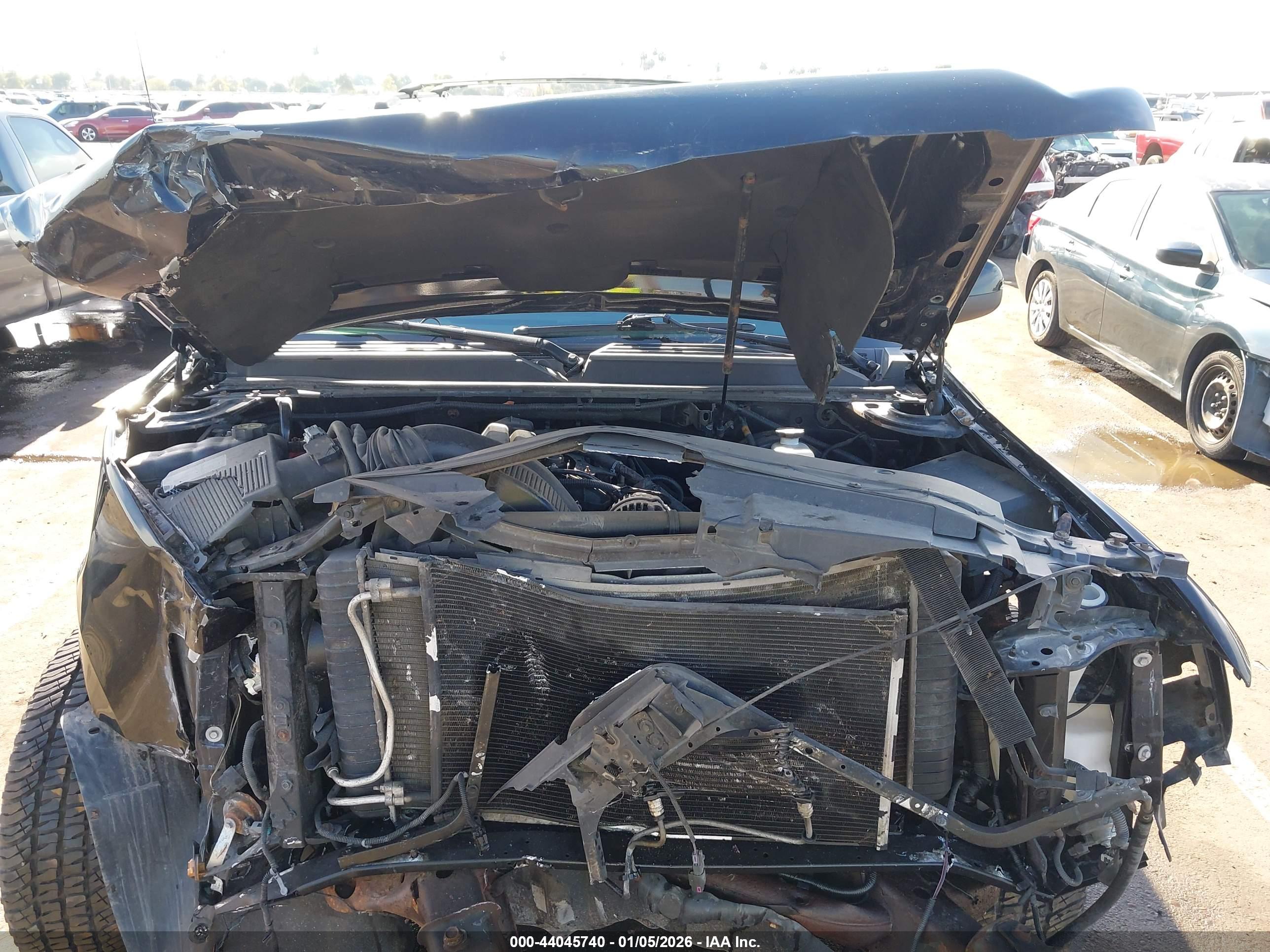 CHEVROLET AVALANCHE image 10