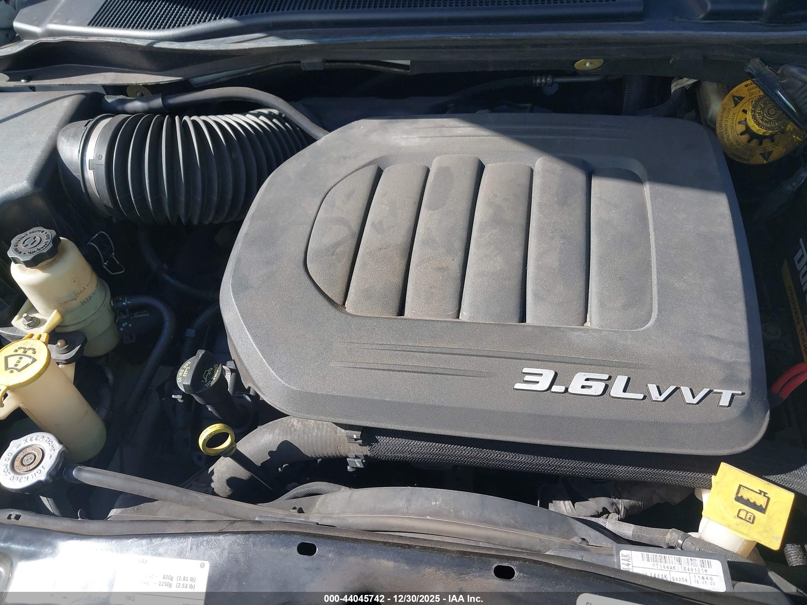 CHRYSLER TOWN image 10