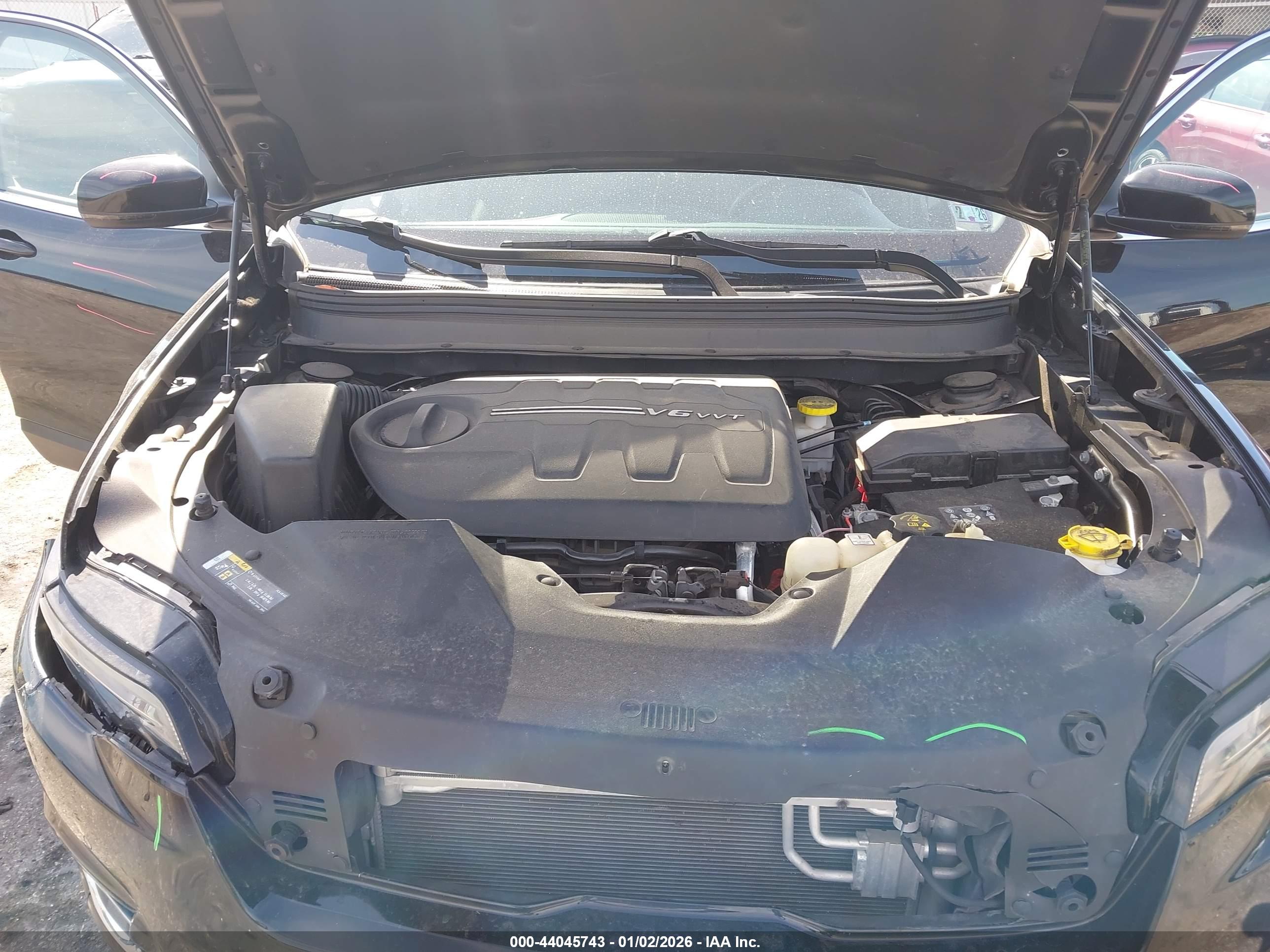 JEEP CHEROKEE image 10