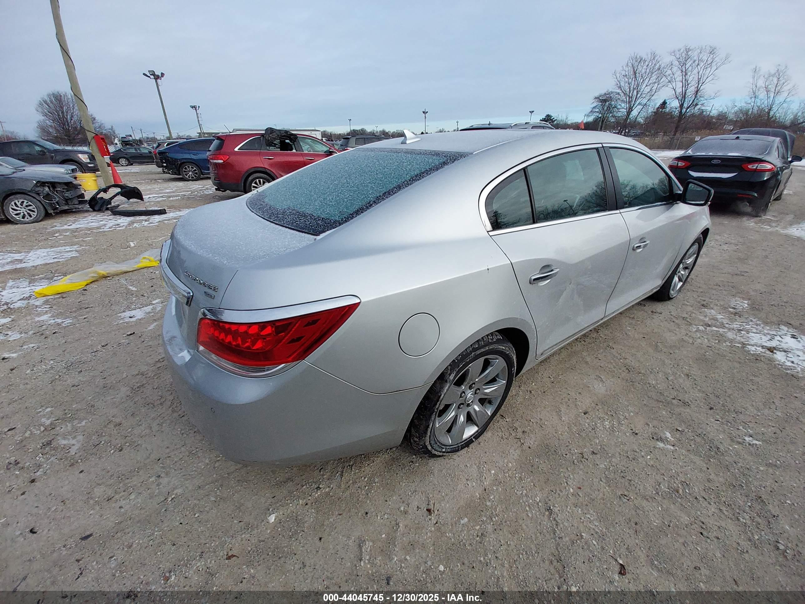 BUICK LACROSSE image 4