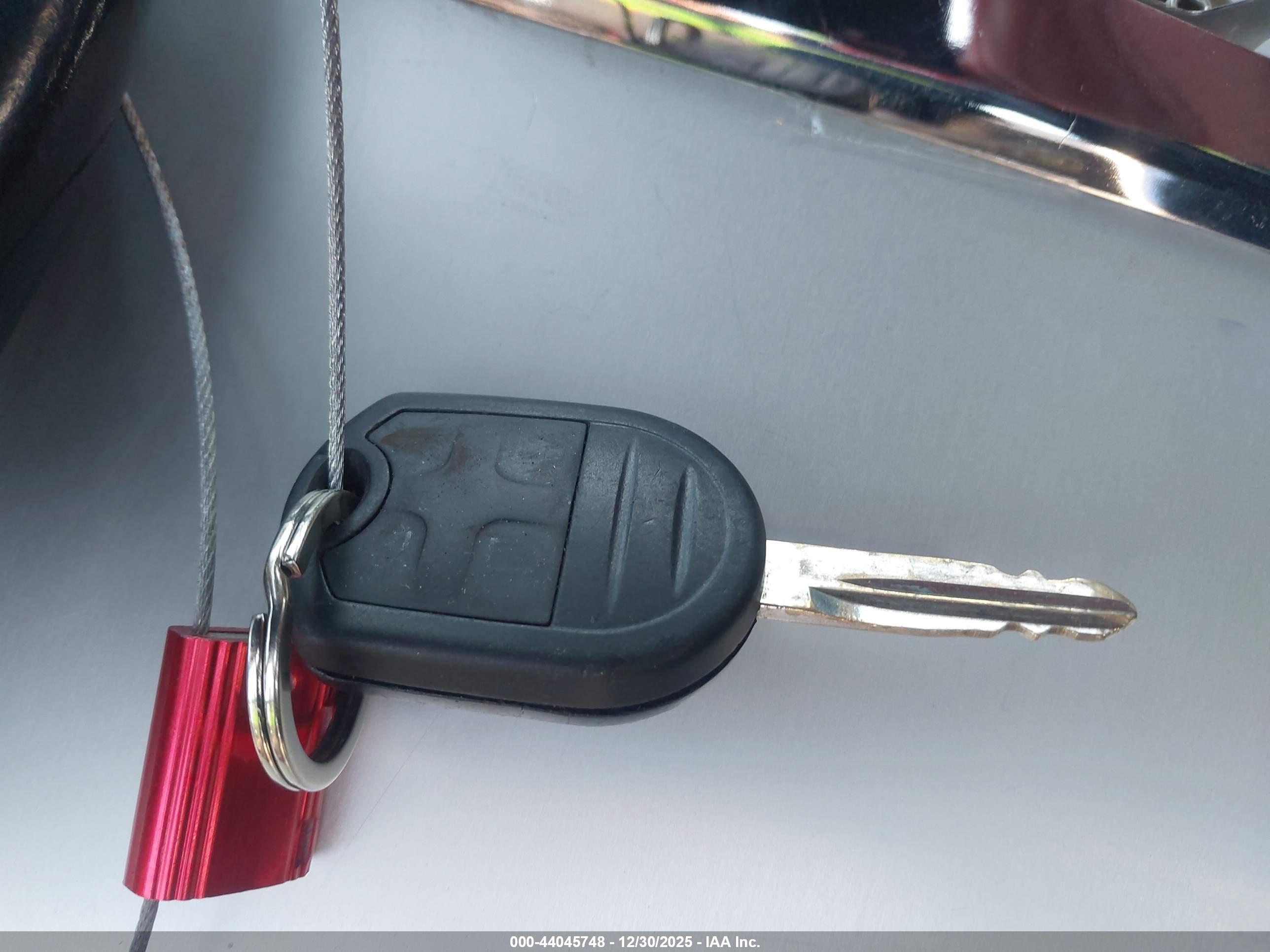 FORD FUSION image 11