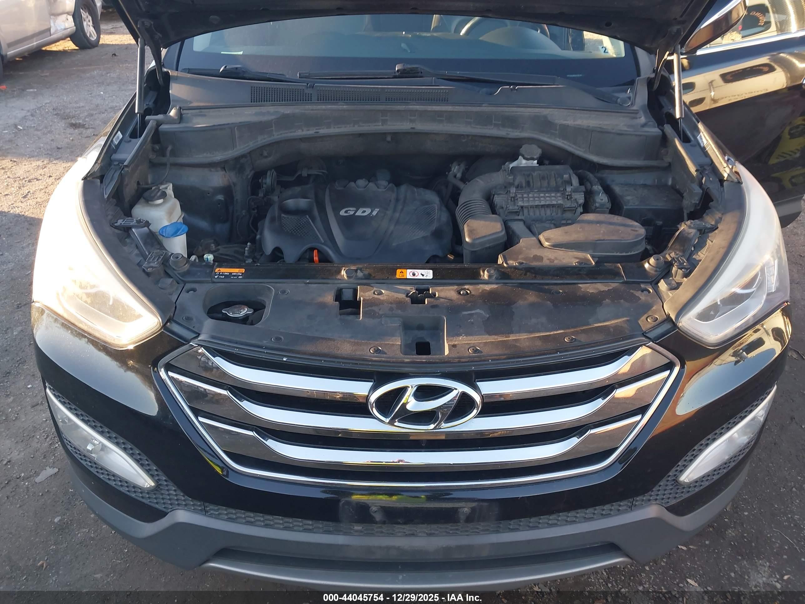 HYUNDAI SANTA image 10