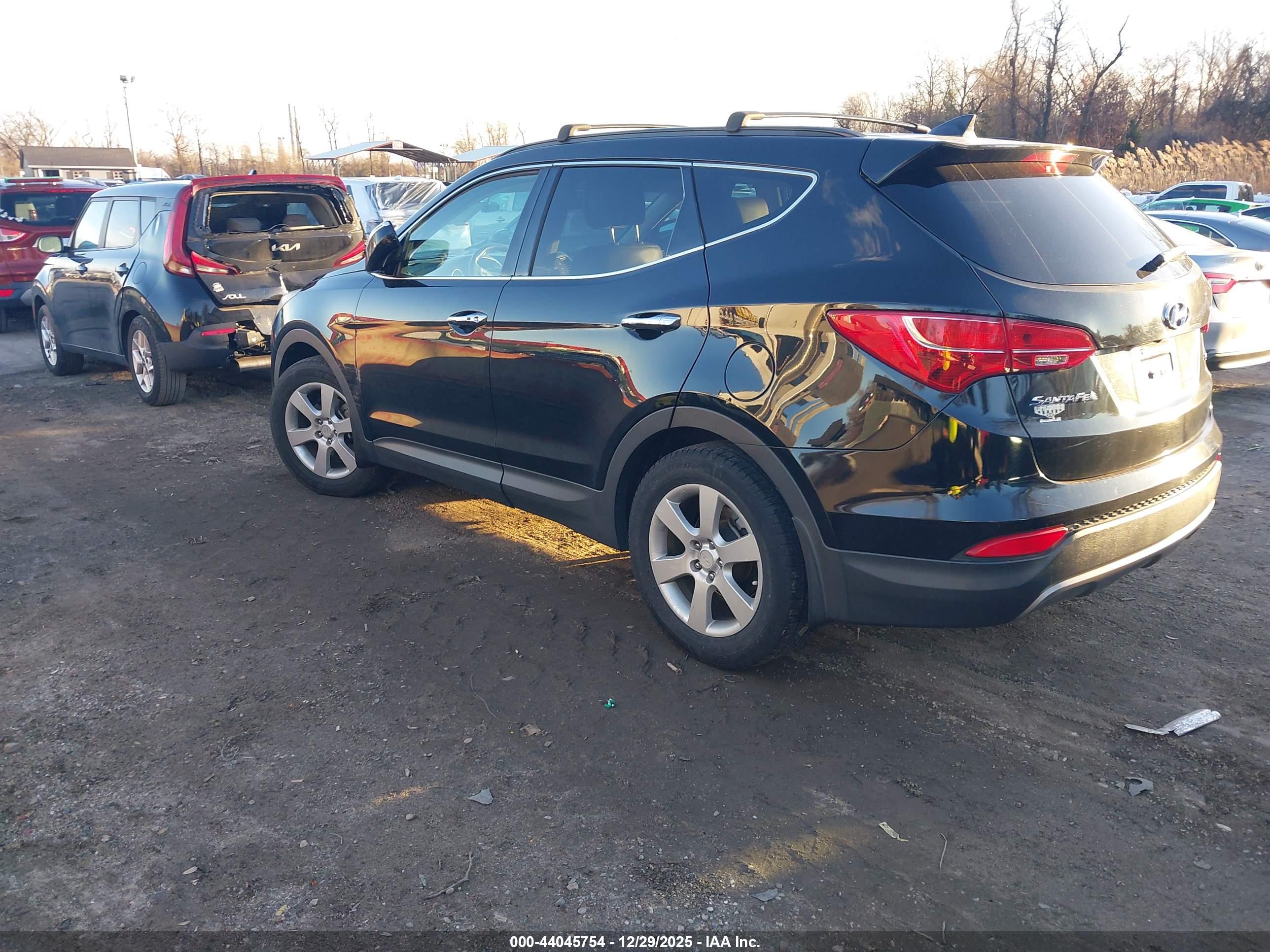 HYUNDAI SANTA image 3