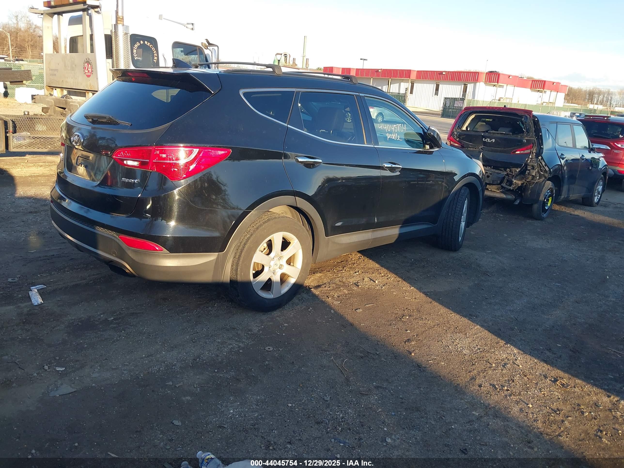HYUNDAI SANTA image 4