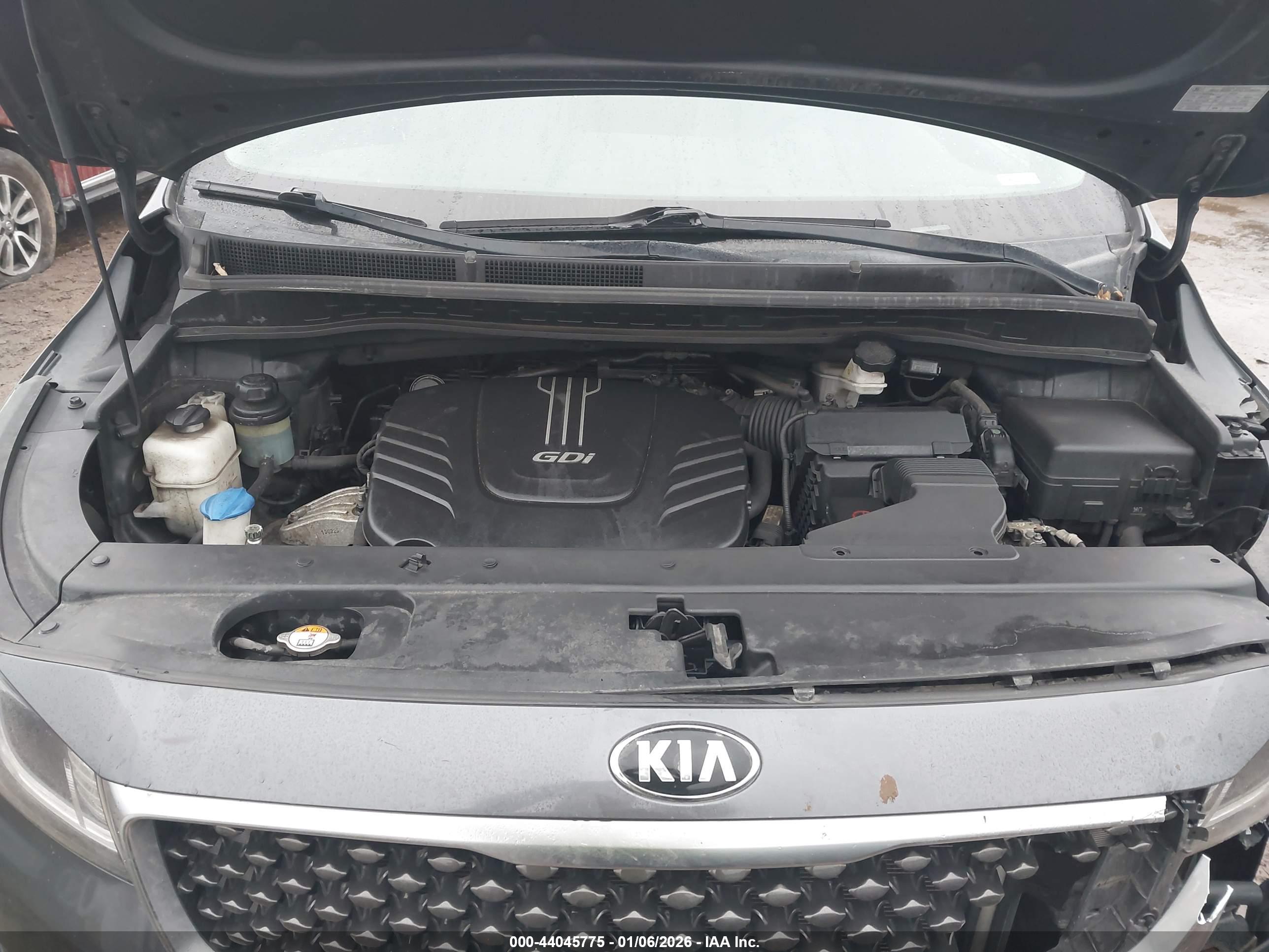 KIA SEDONA image 10