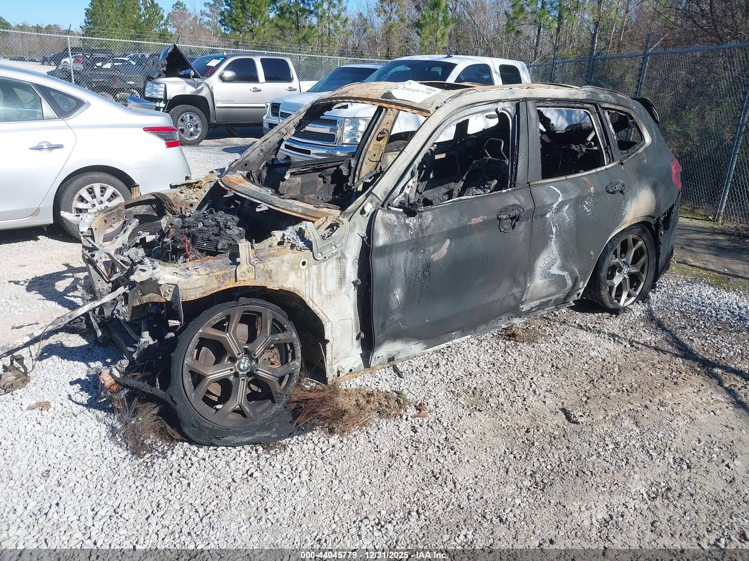 BMW X3 image 2
