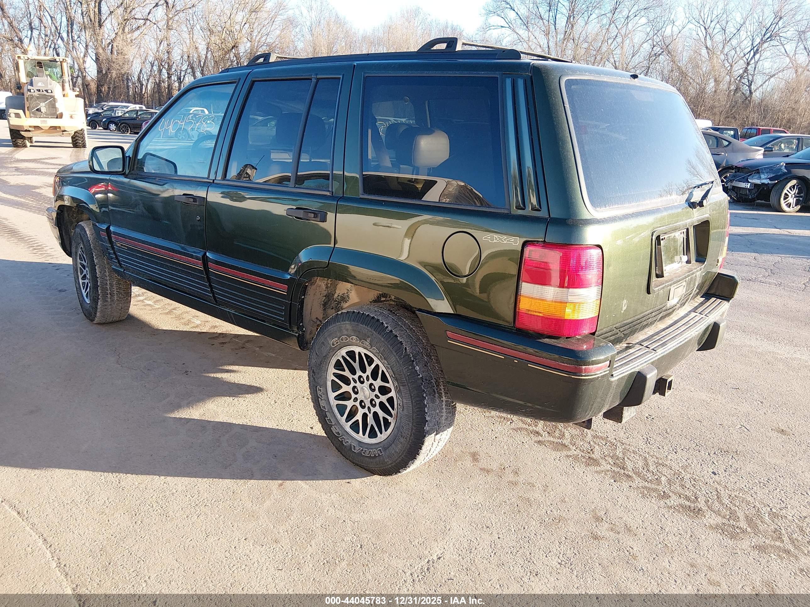 JEEP GRAND image 3