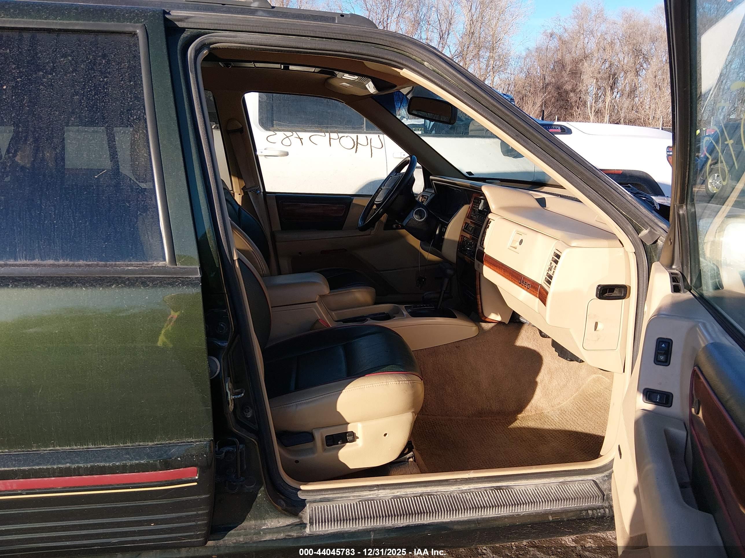 JEEP GRAND image 5