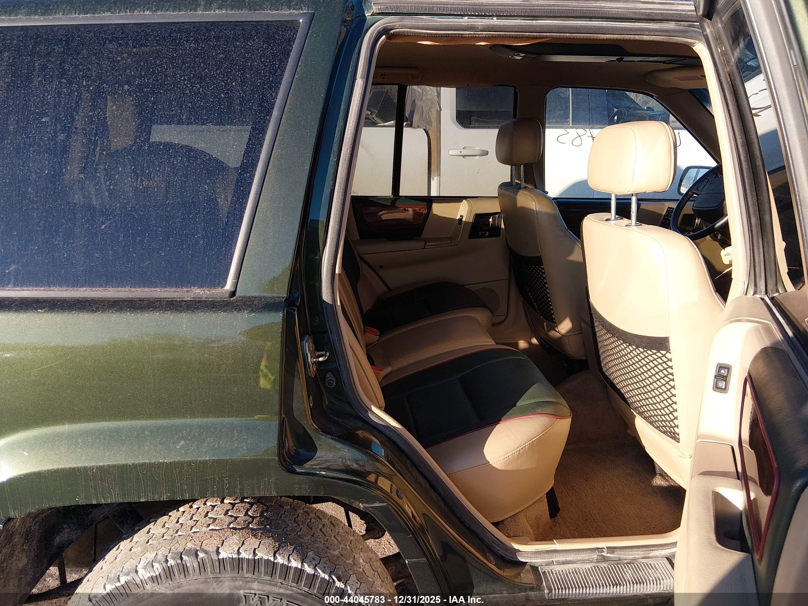 JEEP GRAND image 8