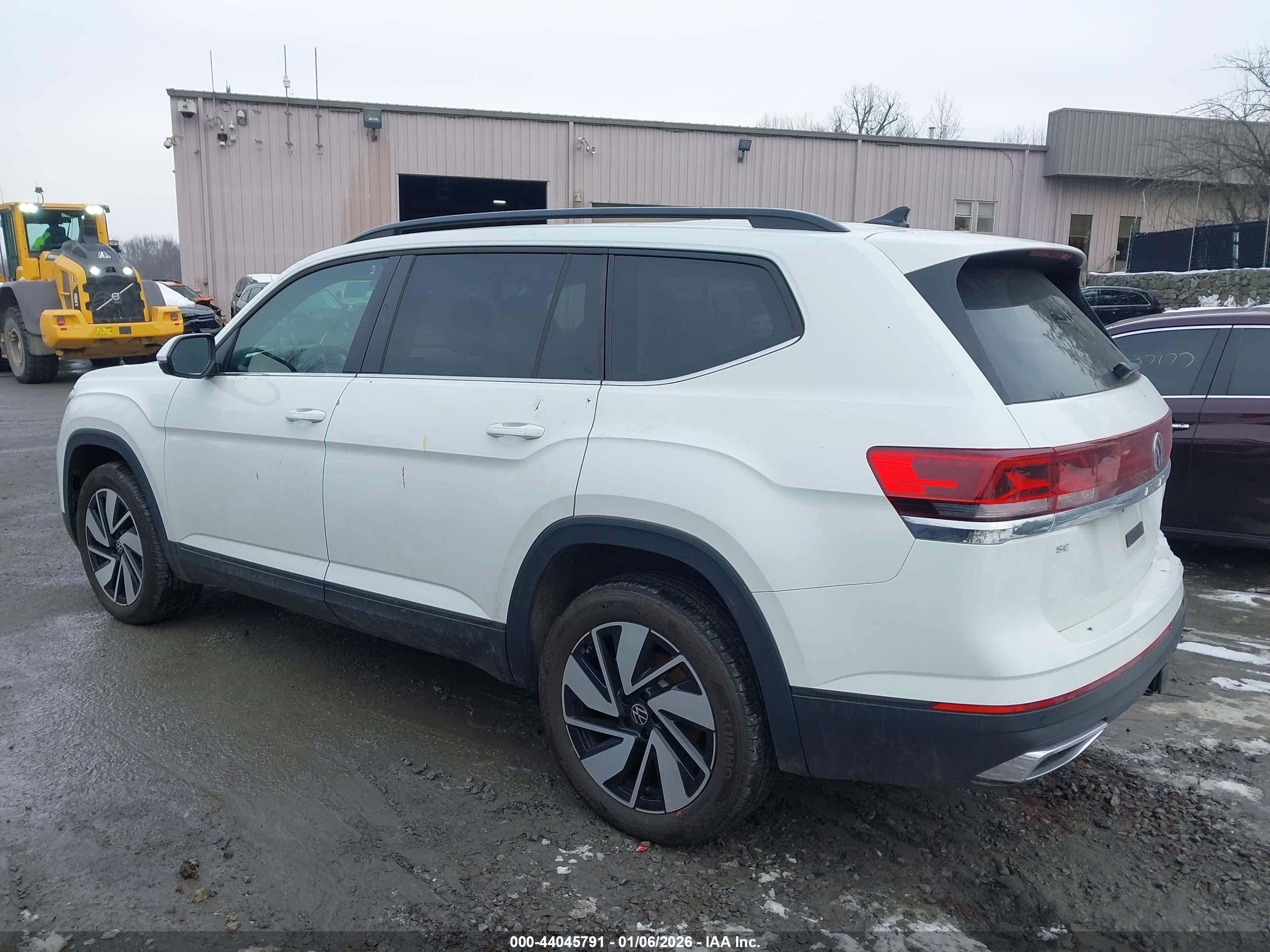 VOLKSWAGEN ATLAS image 3