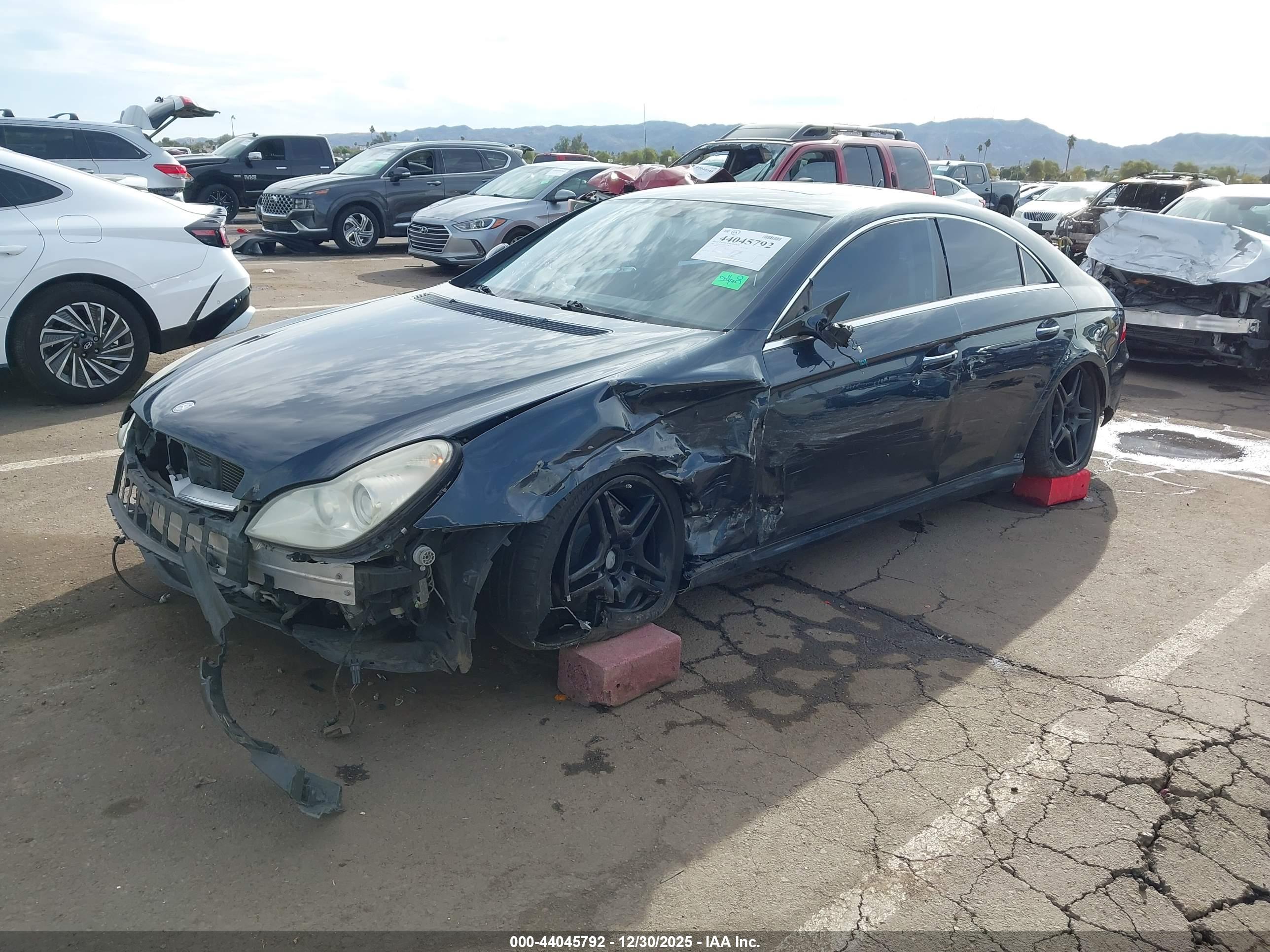 MERCEDES-BENZ CLS image 2