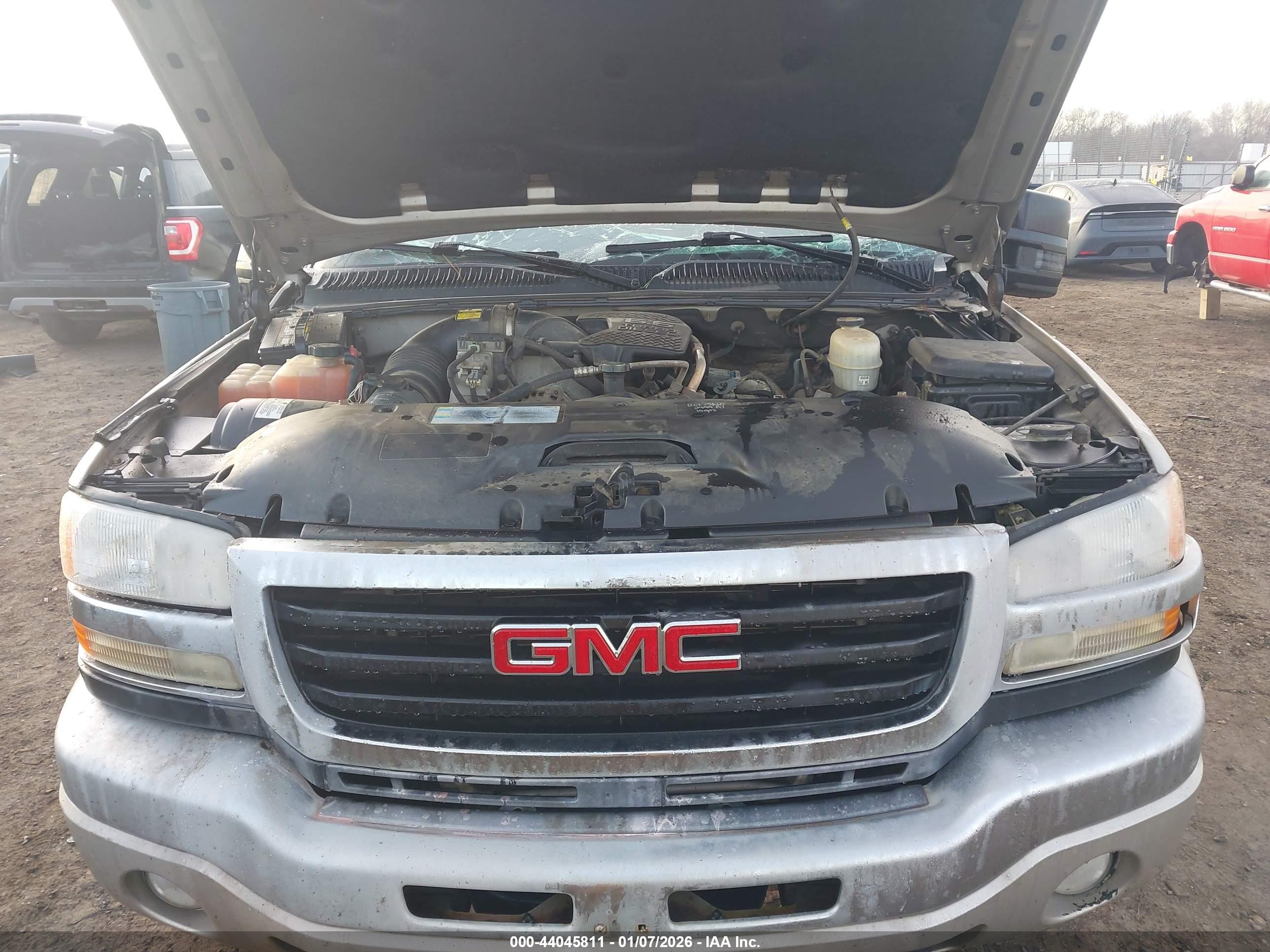 GMC SIERRA image 10