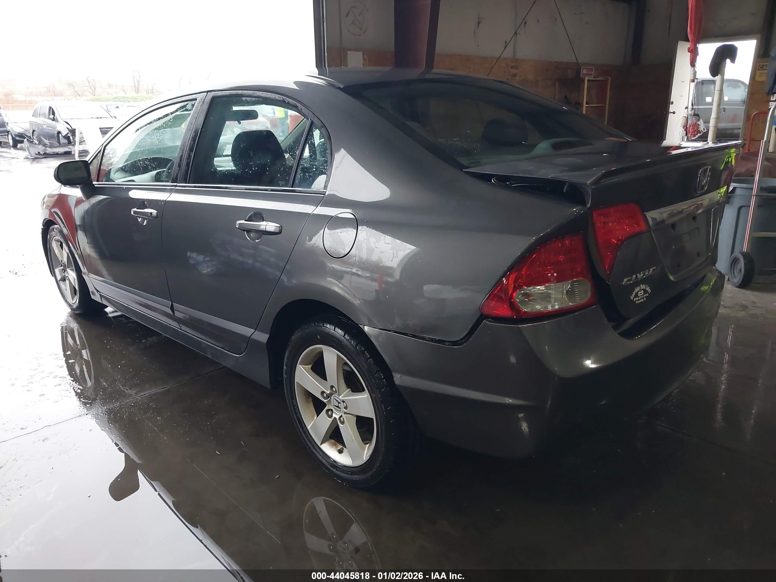 HONDA CIVIC image 3