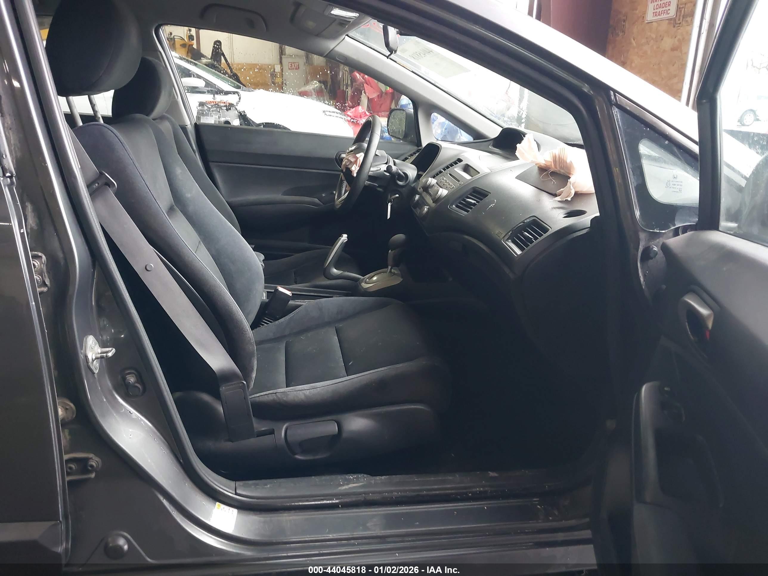 HONDA CIVIC image 5