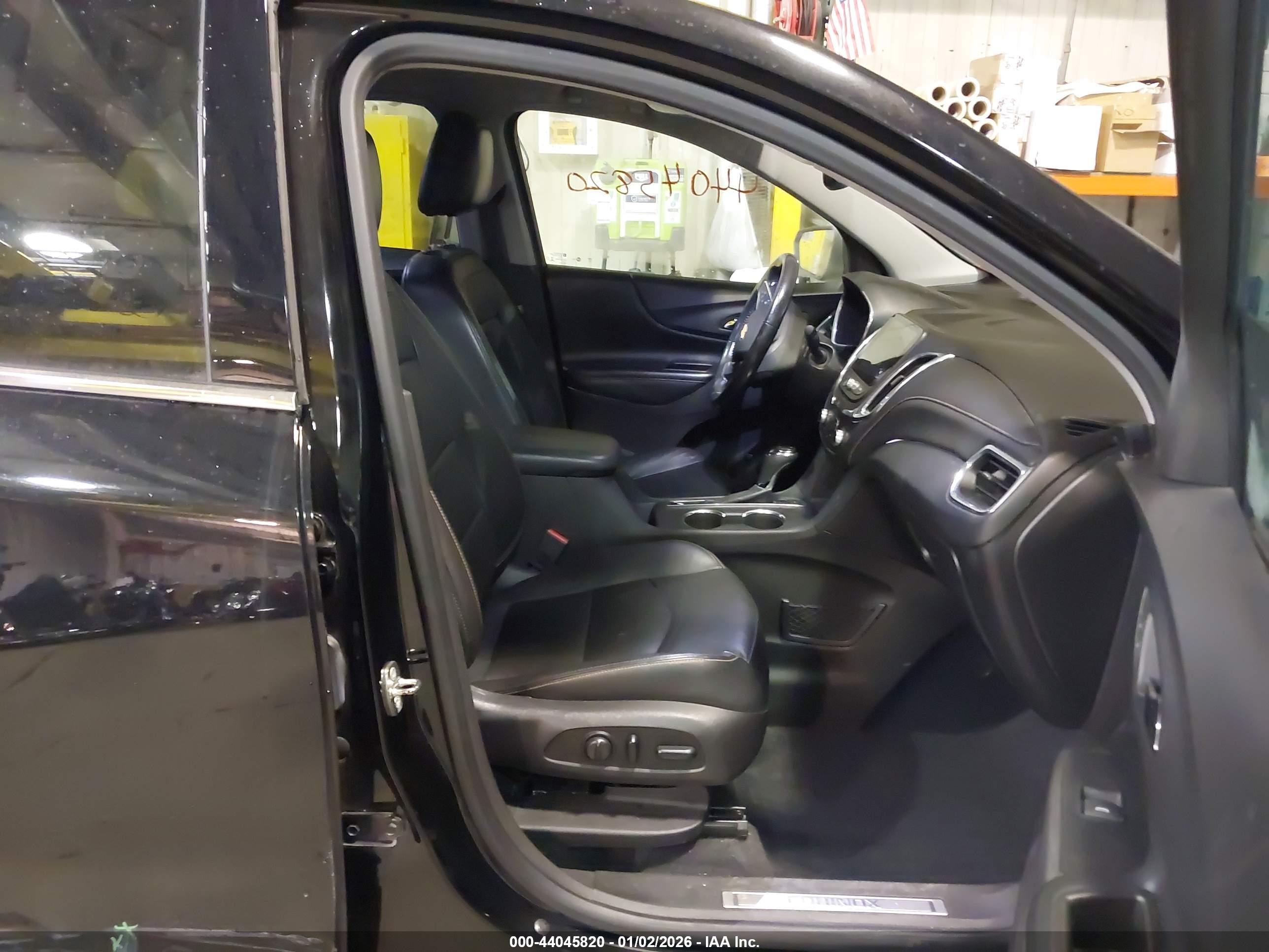CHEVROLET EQUINOX image 5