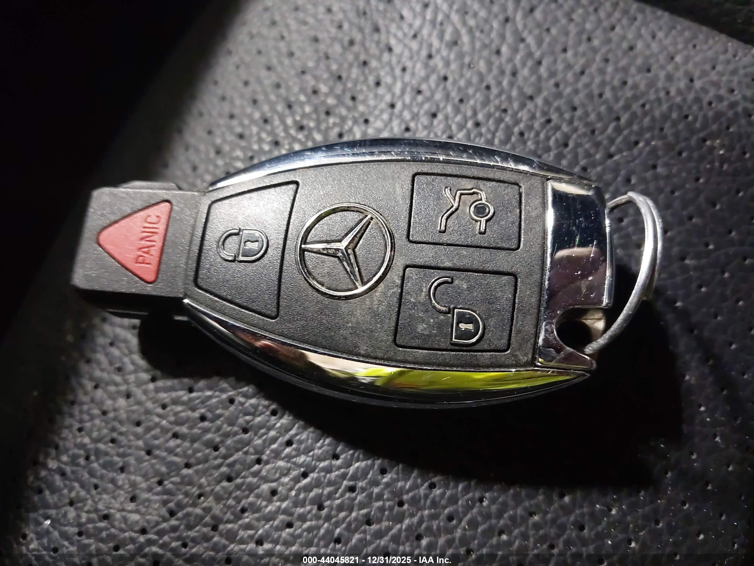 MERCEDES-BENZ GLC image 11