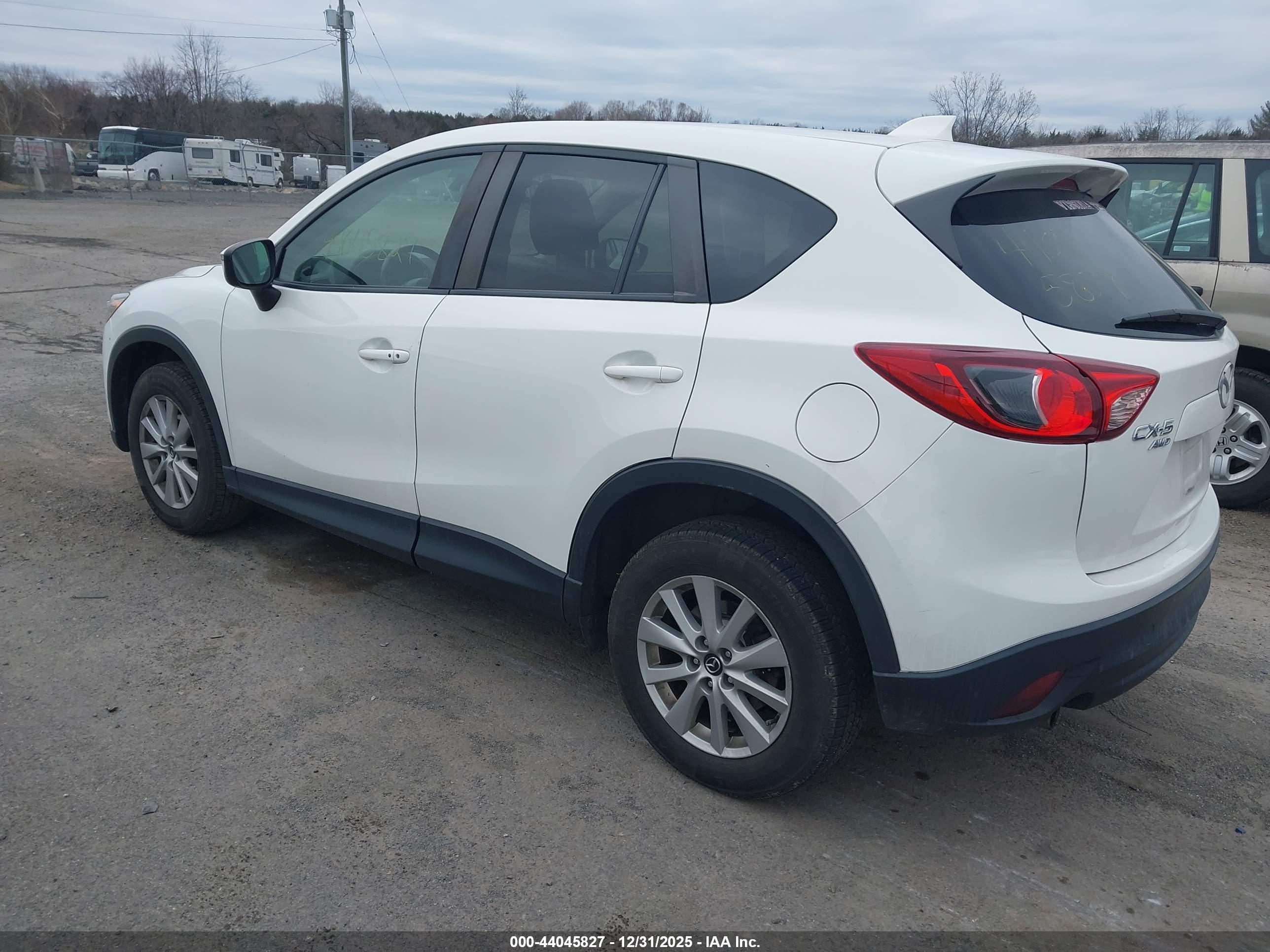 MAZDA CX-5 image 3