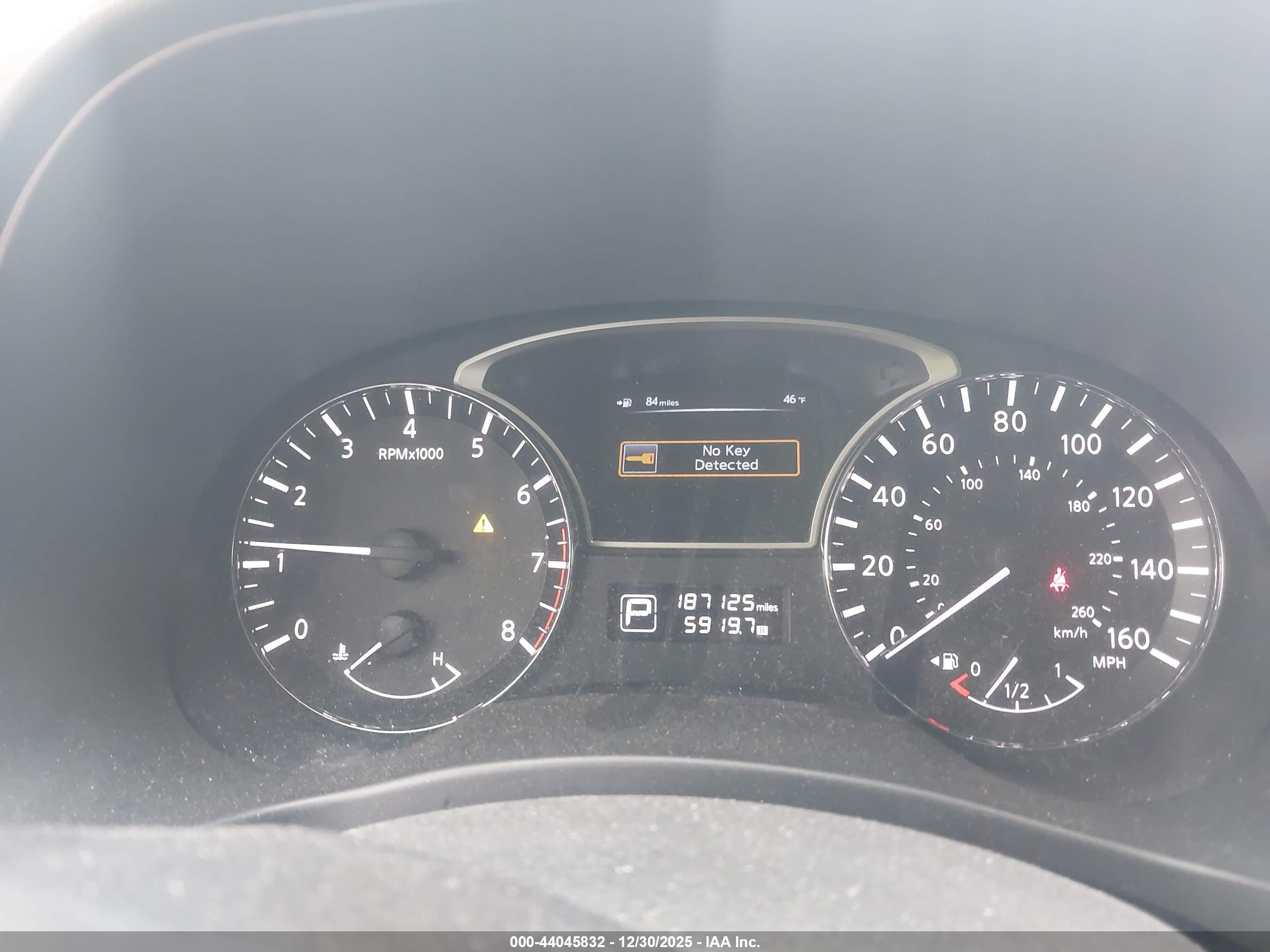 NISSAN PATHFINDER image 7