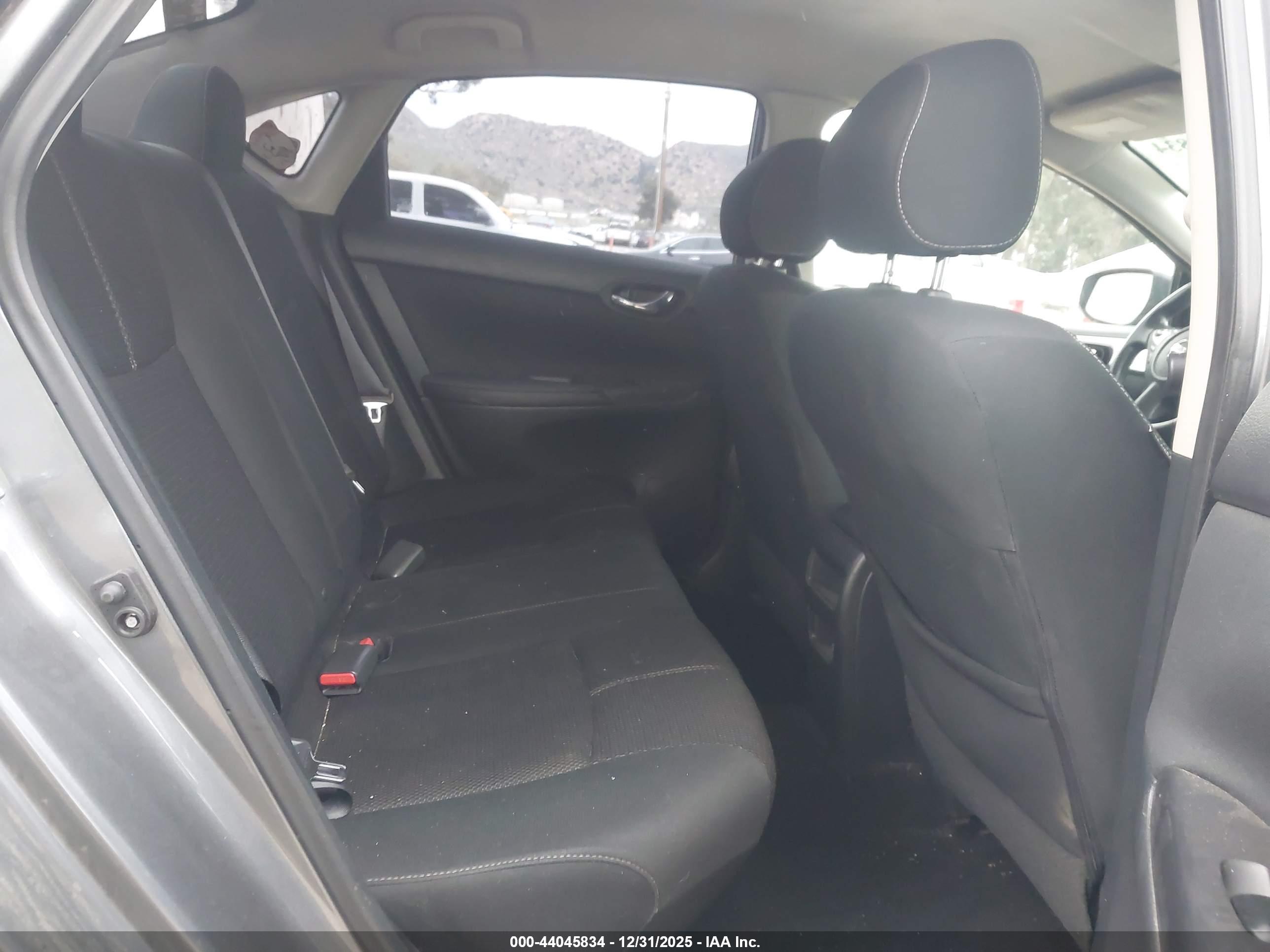 NISSAN SENTRA image 8