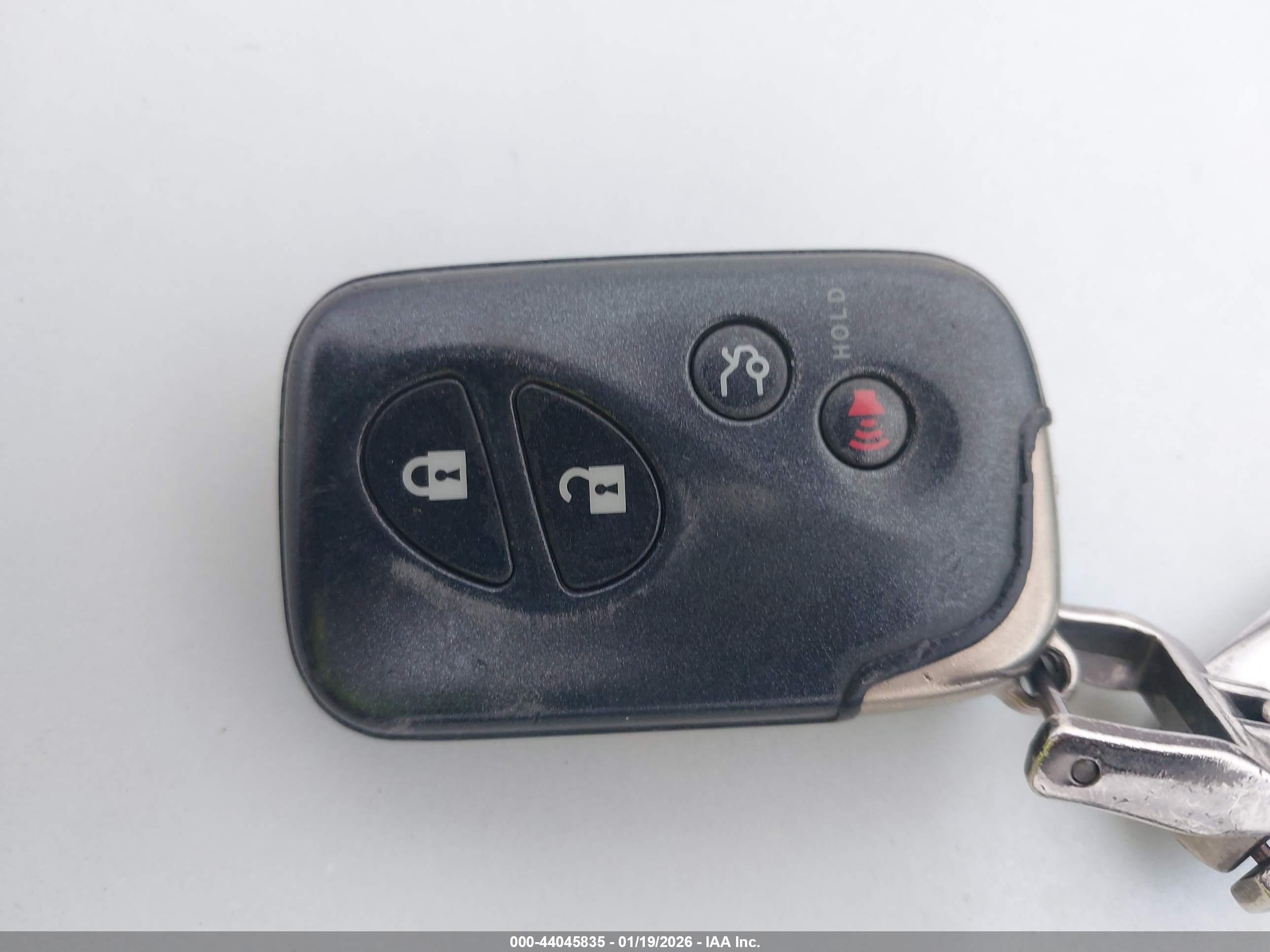 LEXUS IS image 11