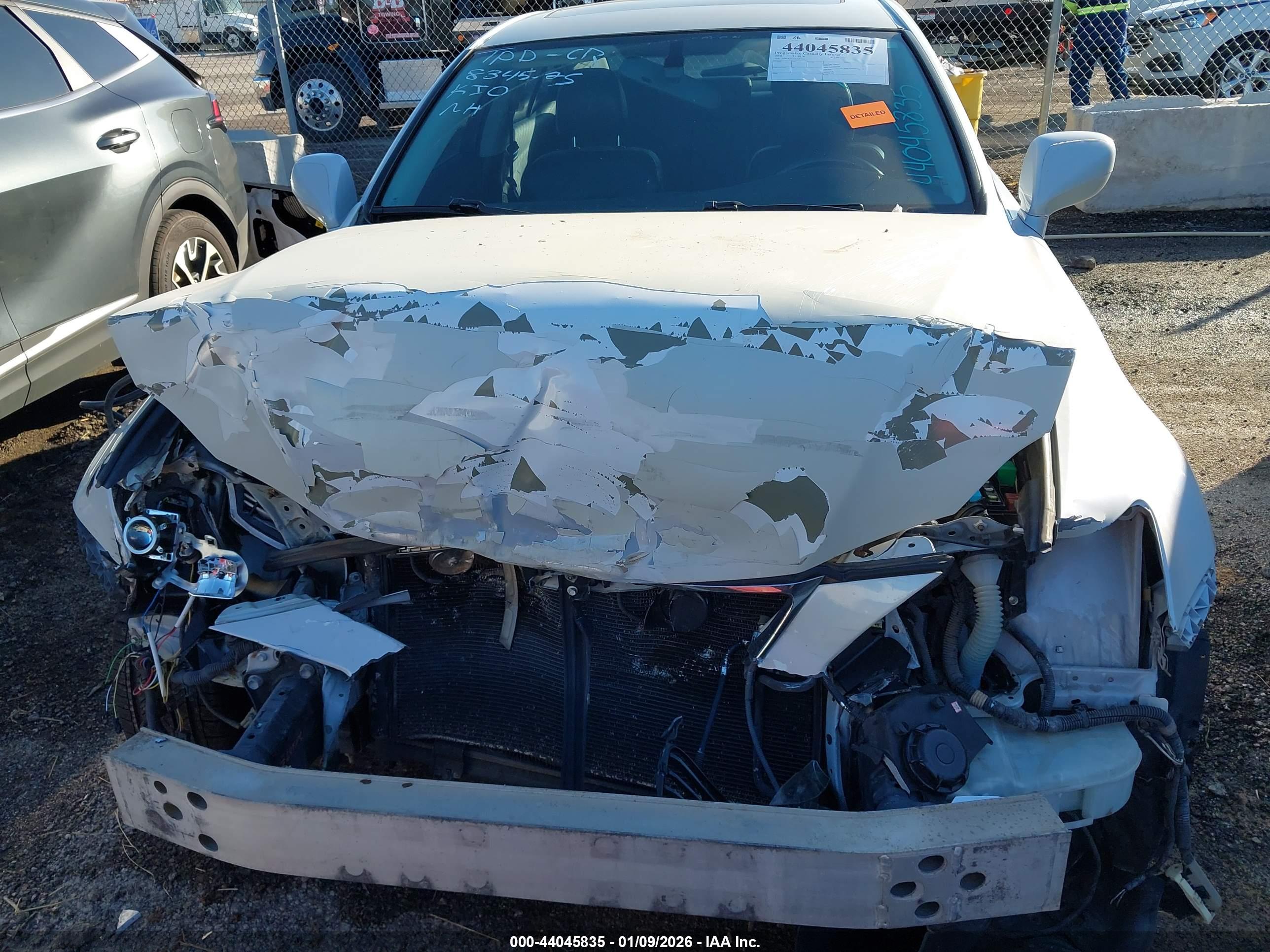 LEXUS IS image 6