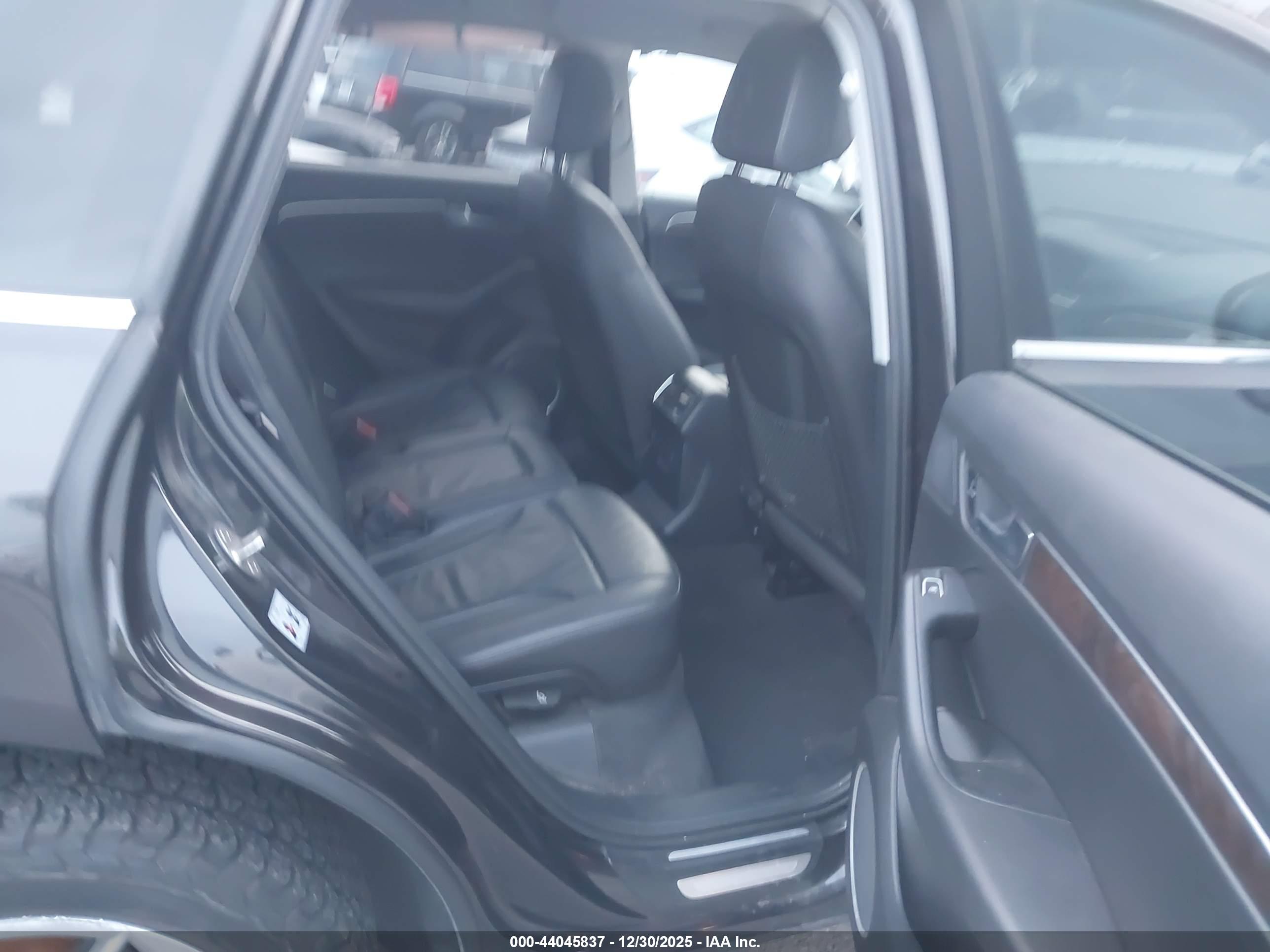 AUDI Q5 image 8