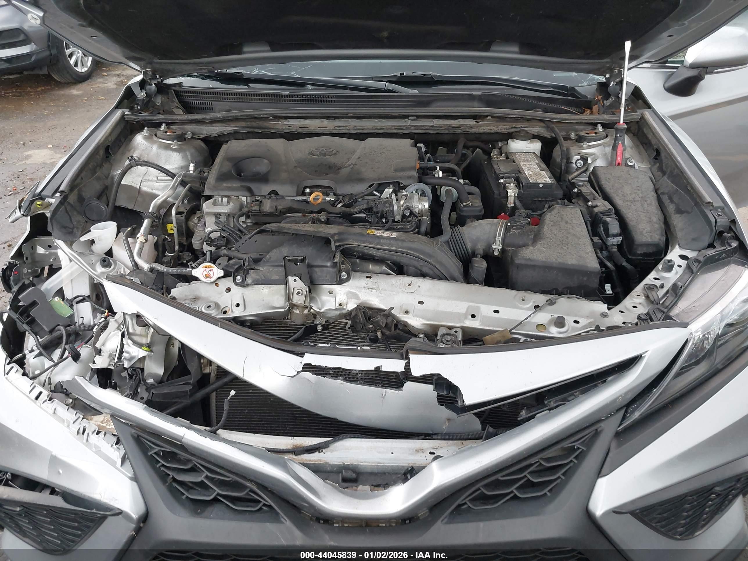 TOYOTA CAMRY image 10