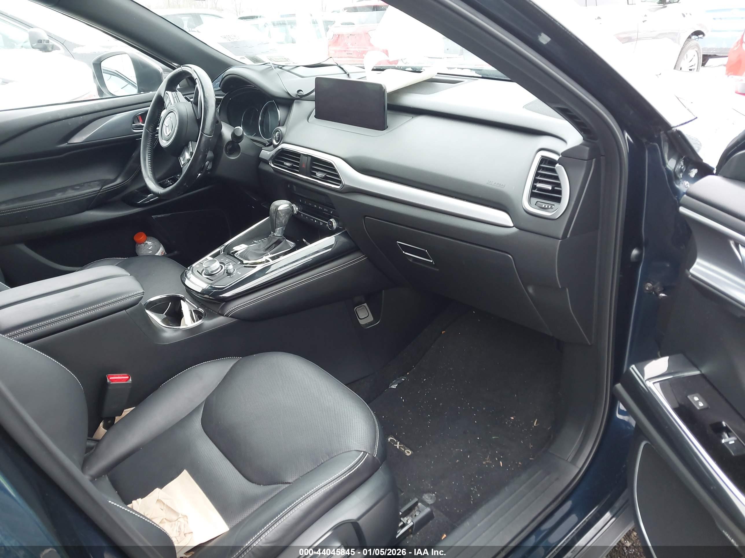 MAZDA CX-9 image 5