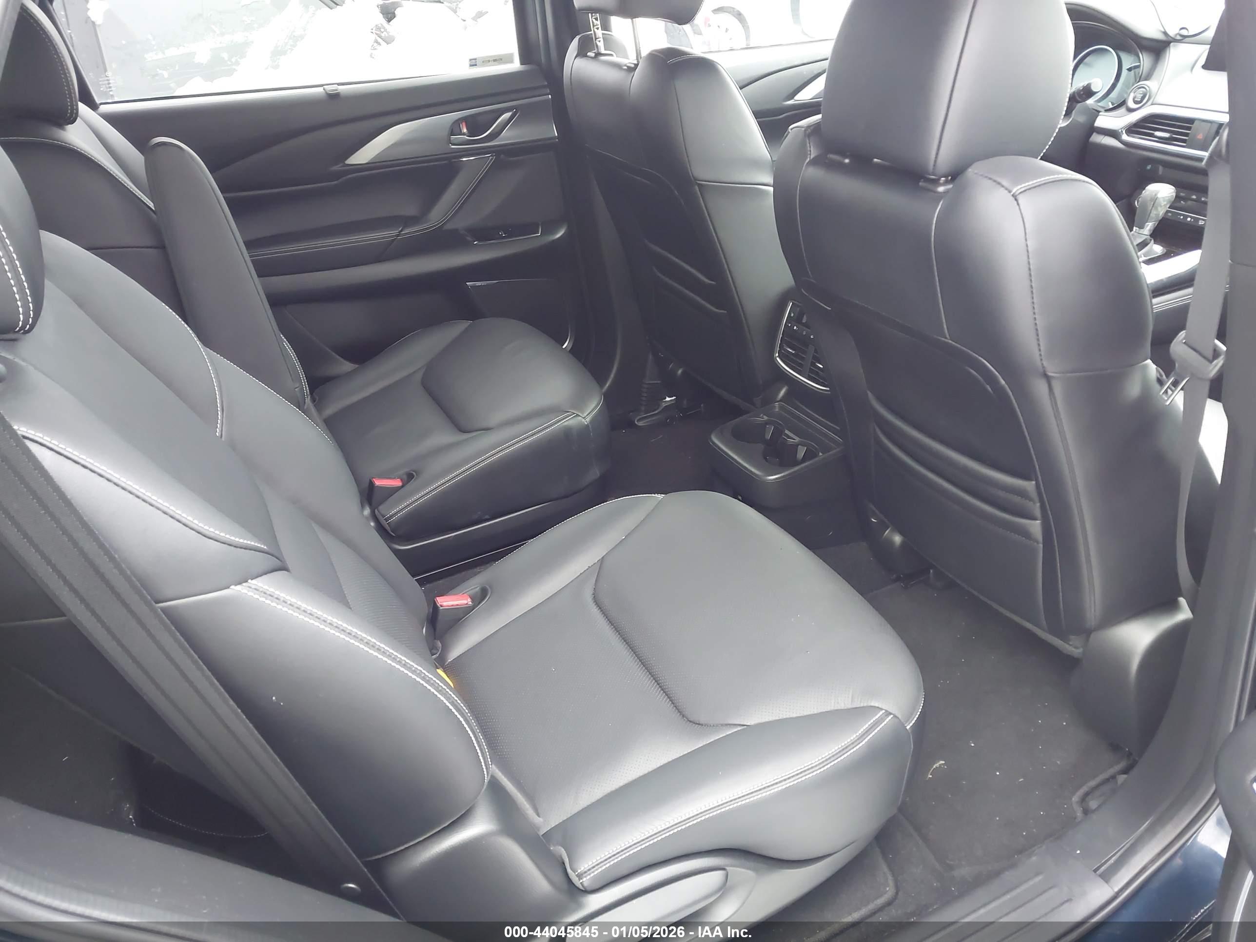 MAZDA CX-9 image 8
