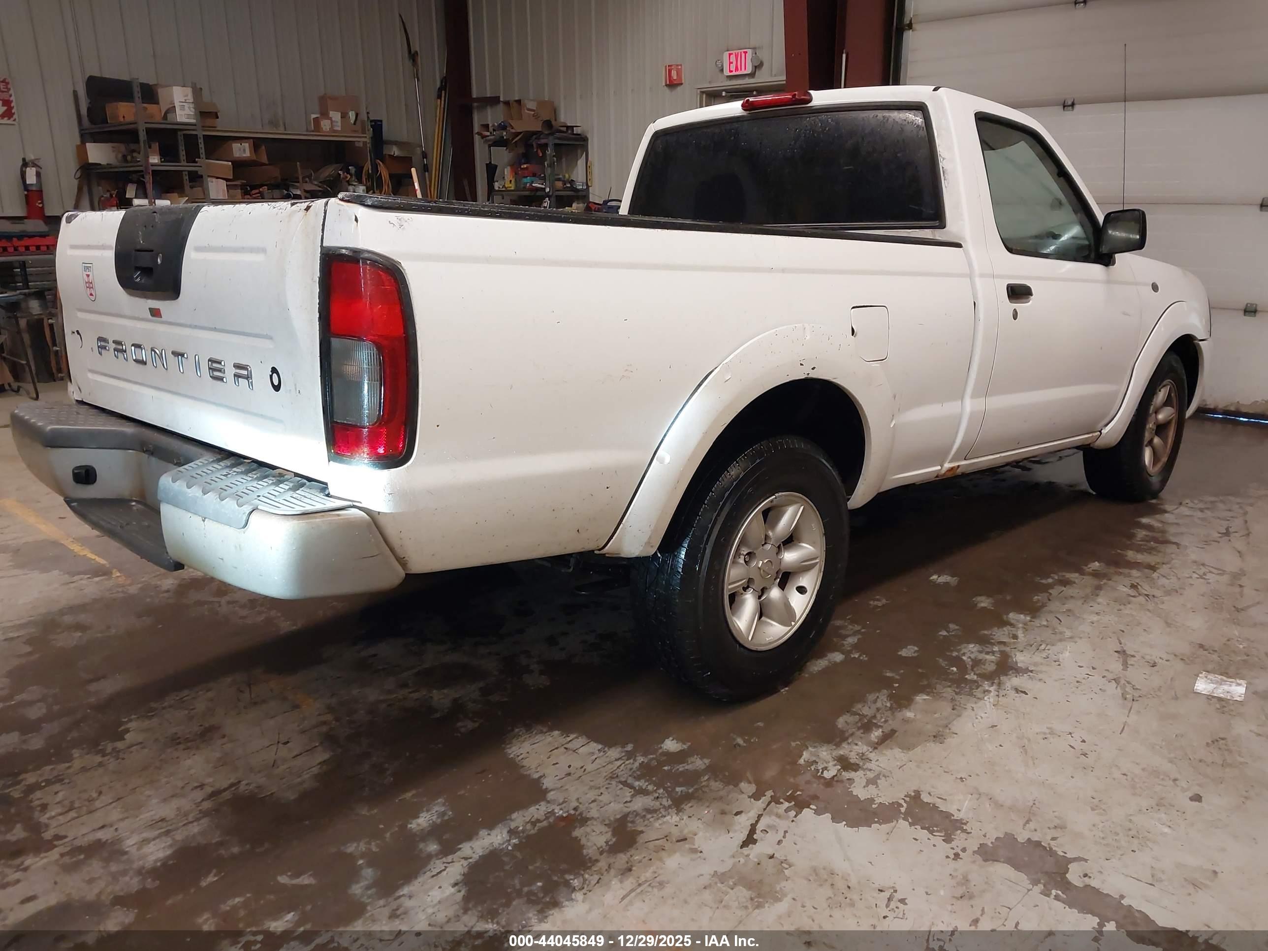 NISSAN FRONTIER image 4