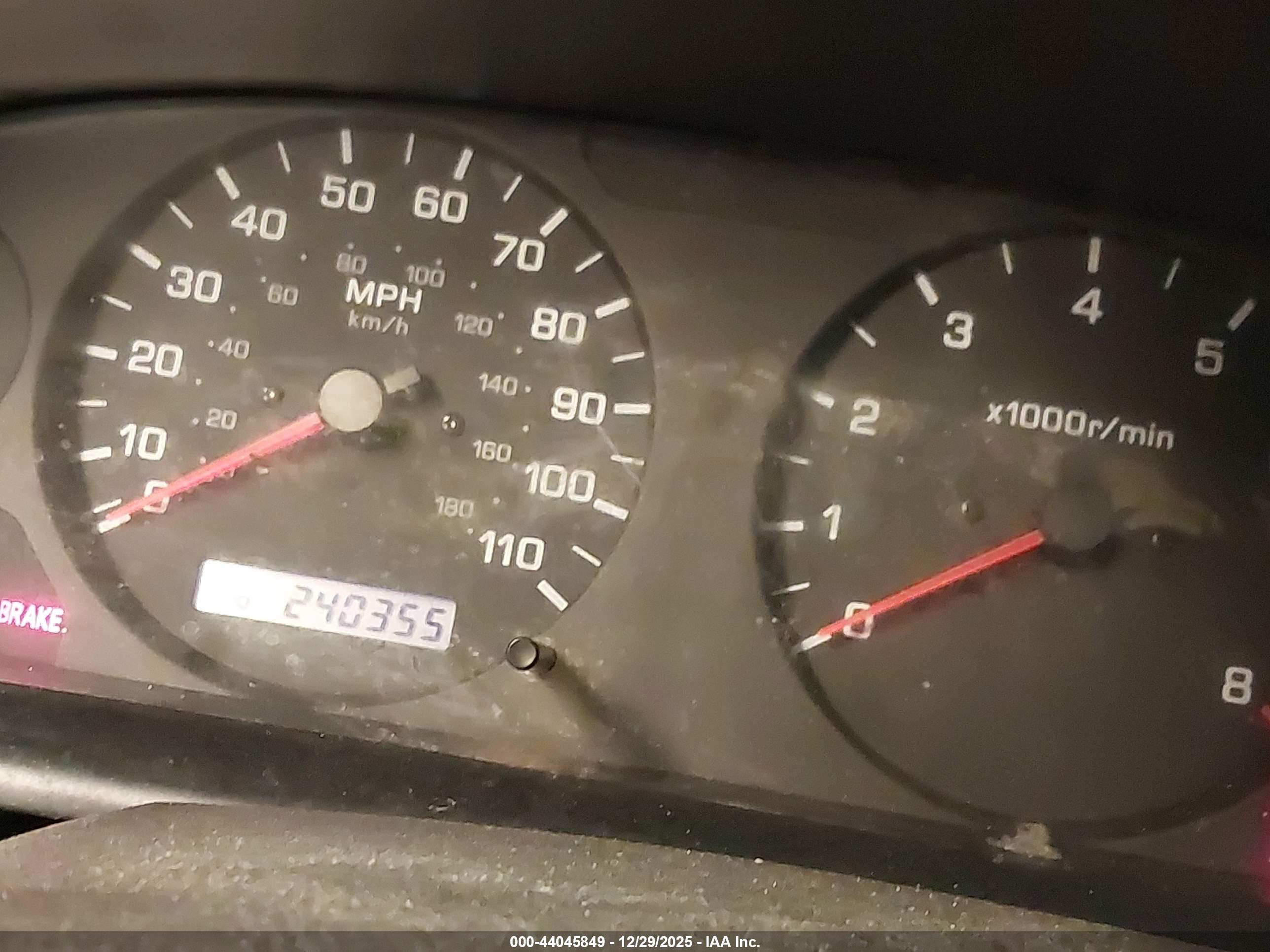 NISSAN FRONTIER image 7