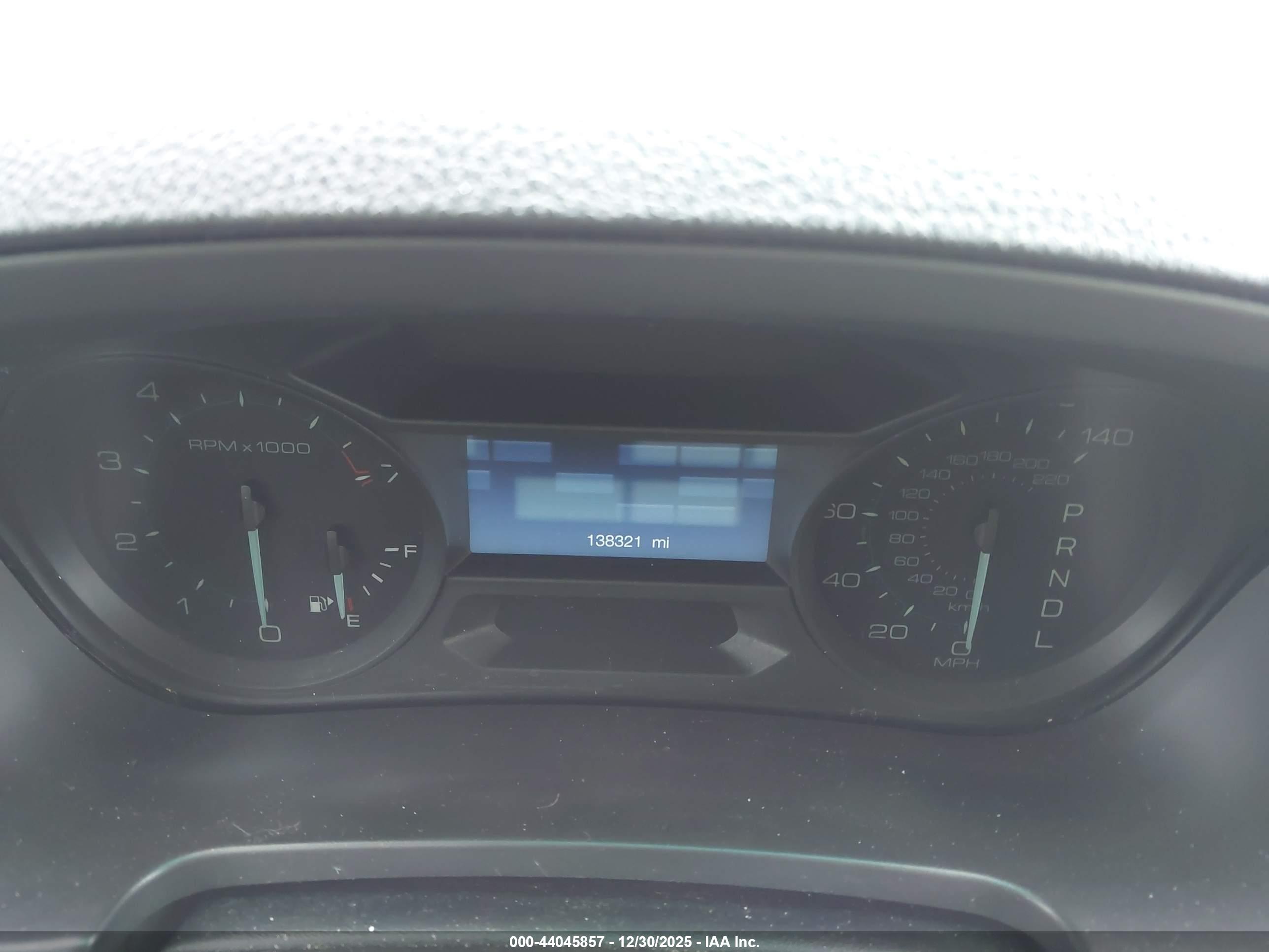 FORD EXPLORER image 7
