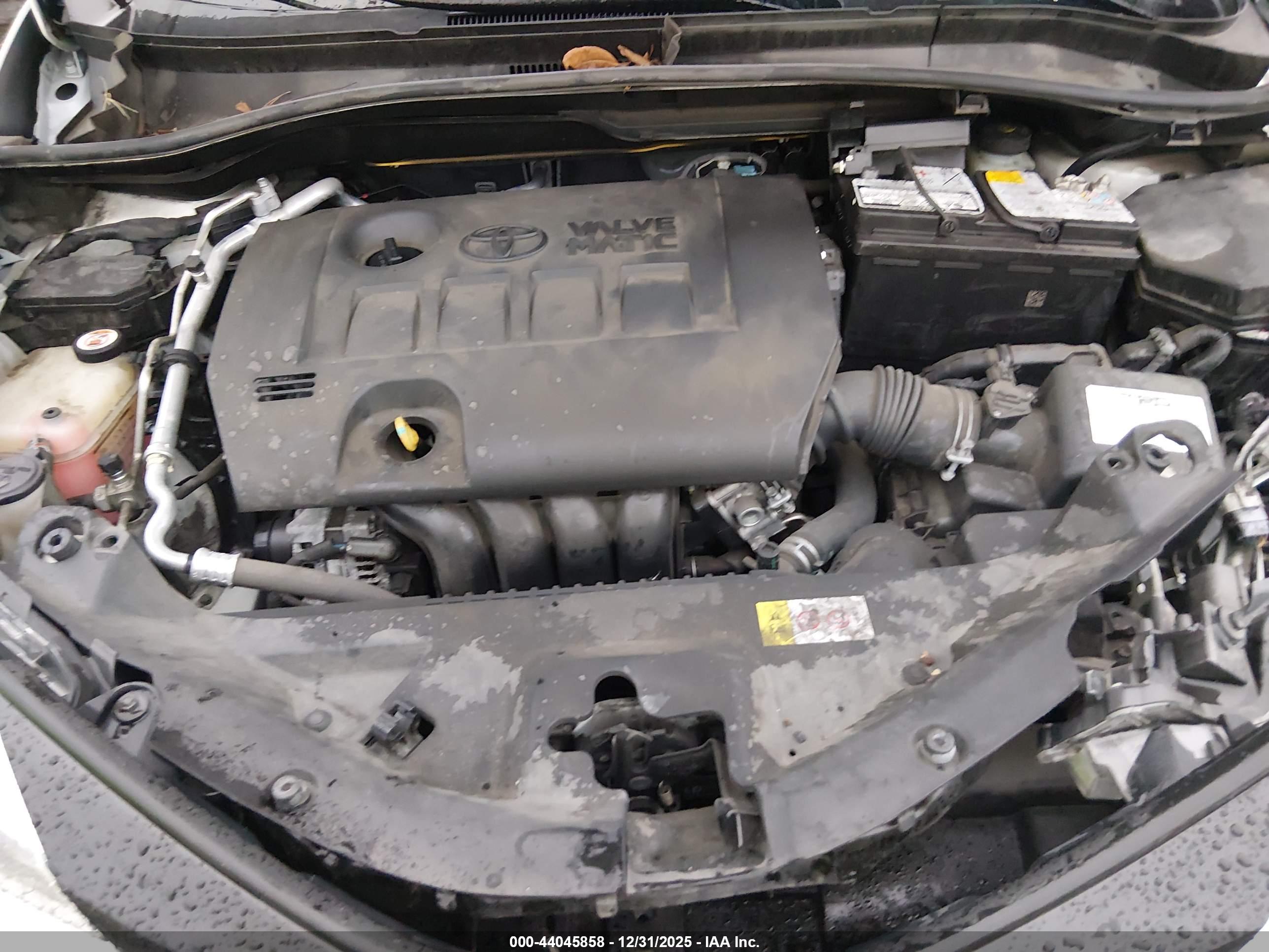 TOYOTA C-HR image 10