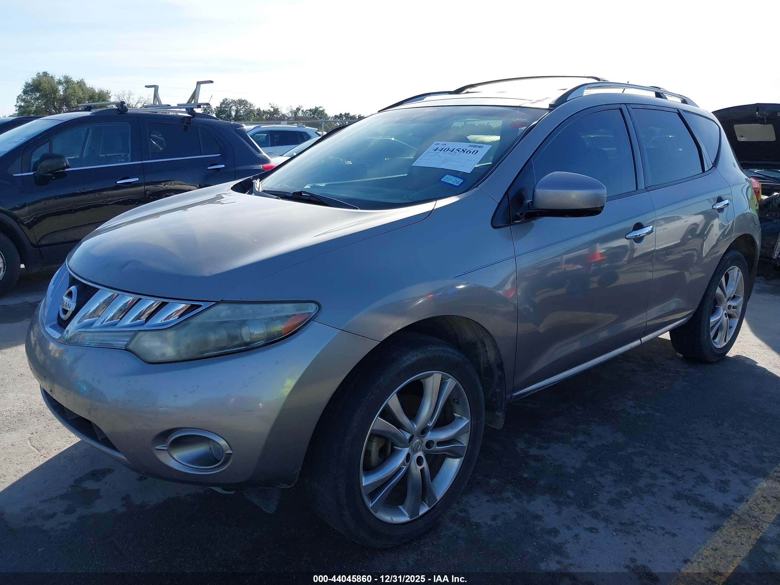 NISSAN MURANO image 2