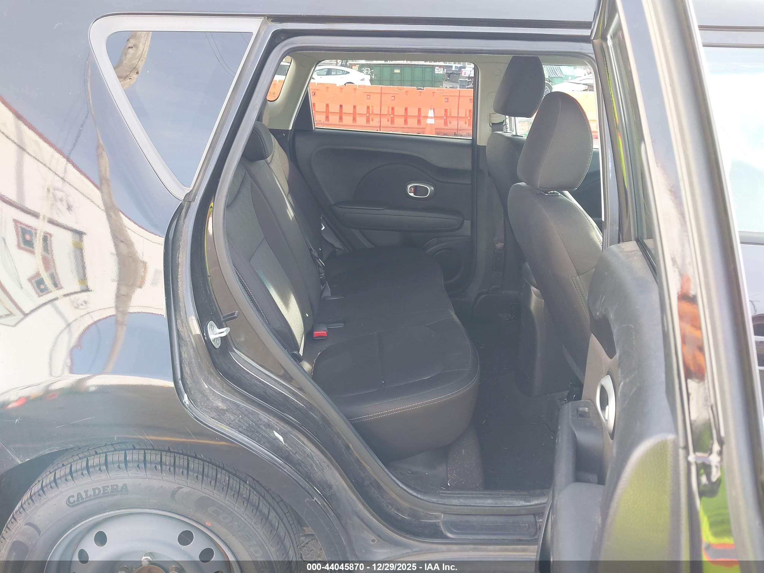 KIA SOUL image 8