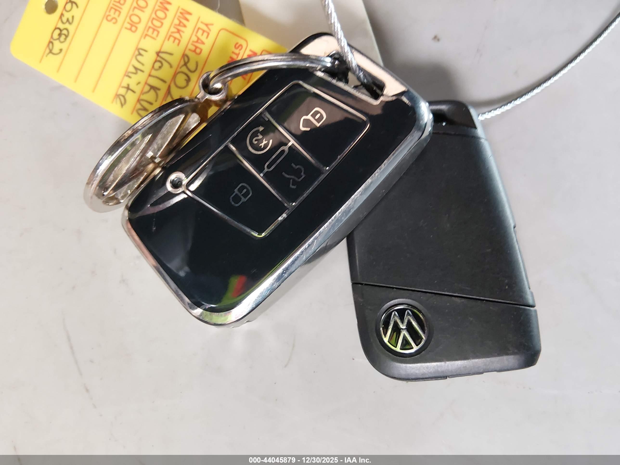 VOLKSWAGEN ATLAS image 11