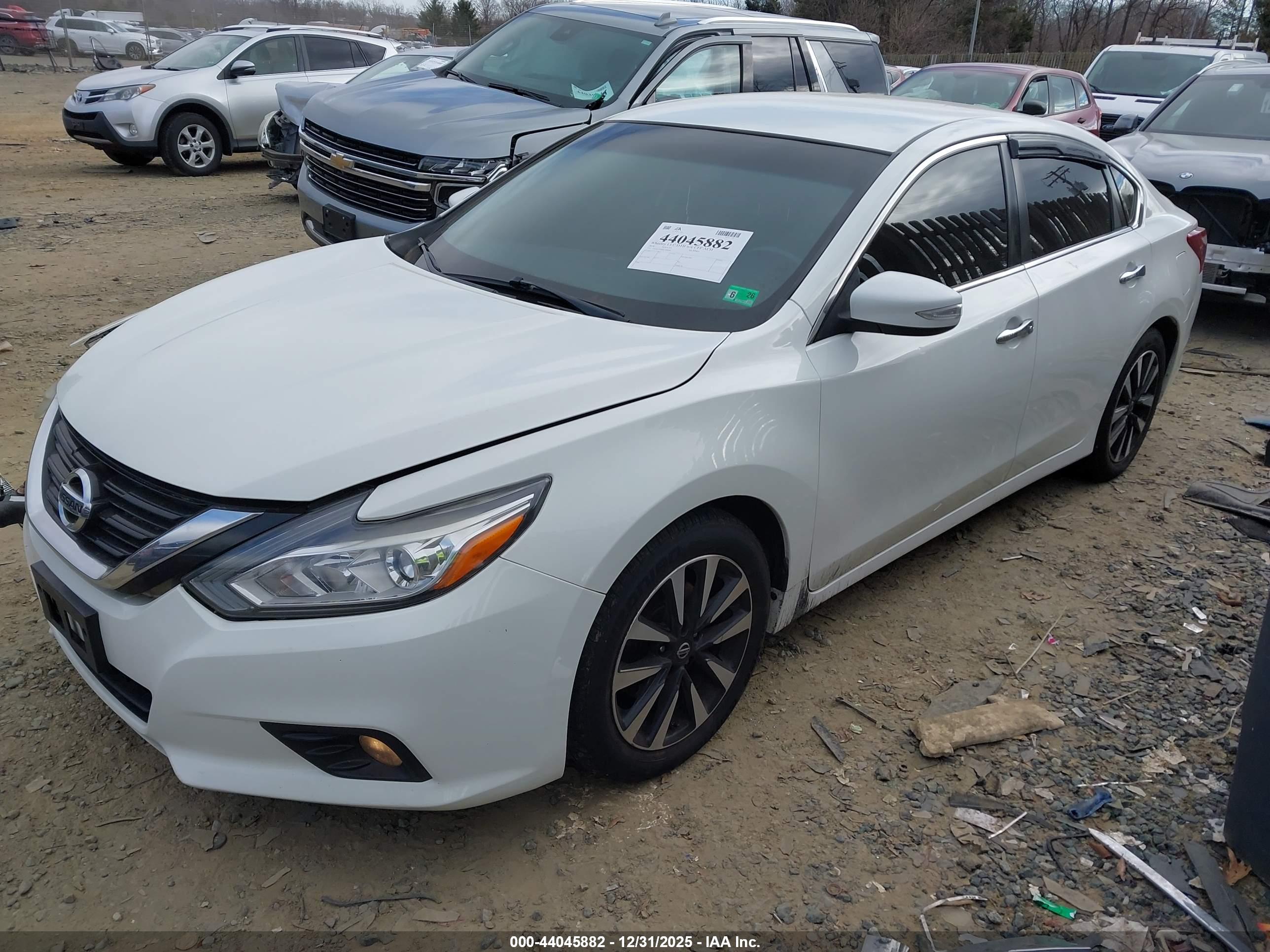 NISSAN ALTIMA image 2