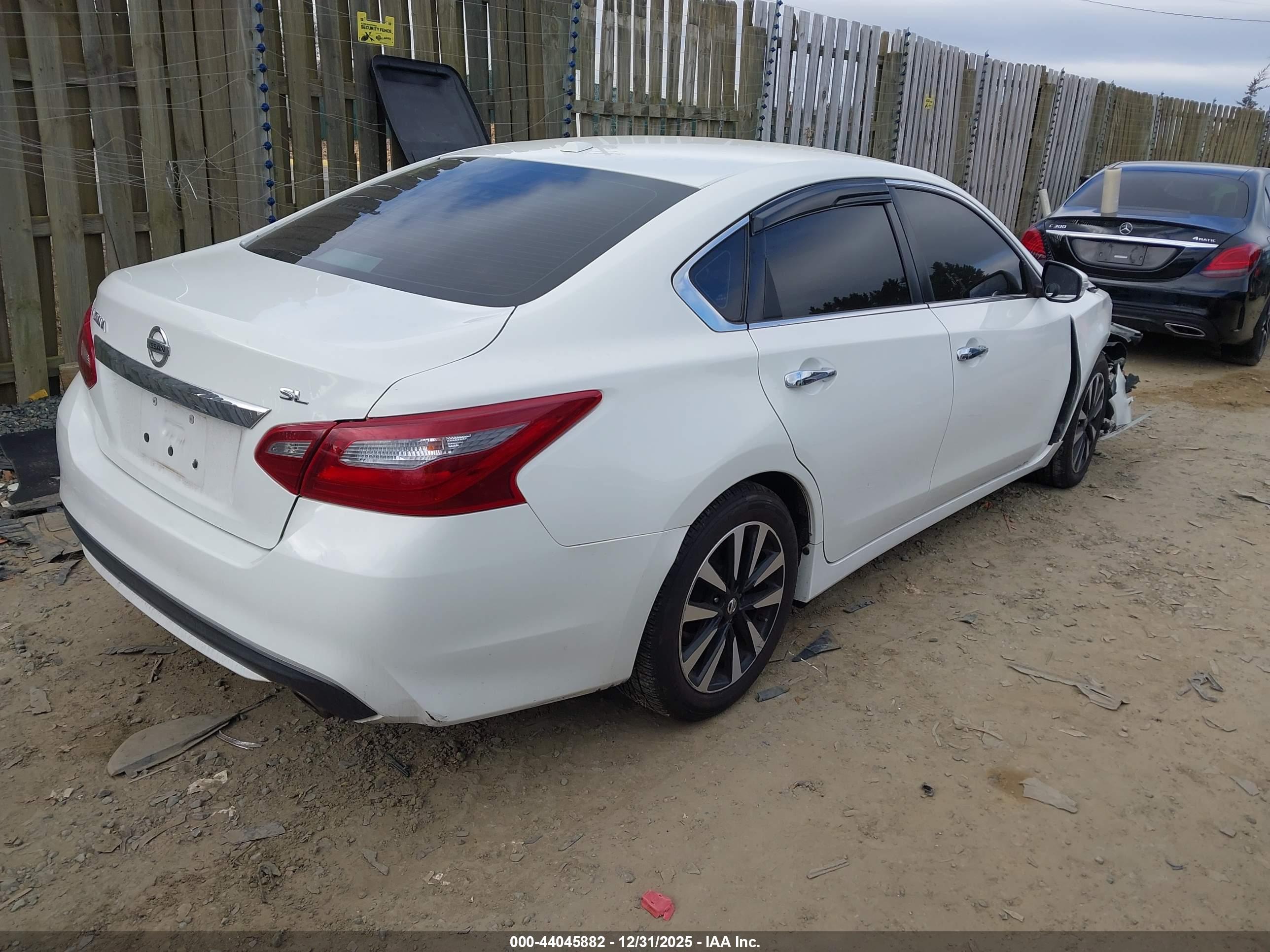 NISSAN ALTIMA image 4