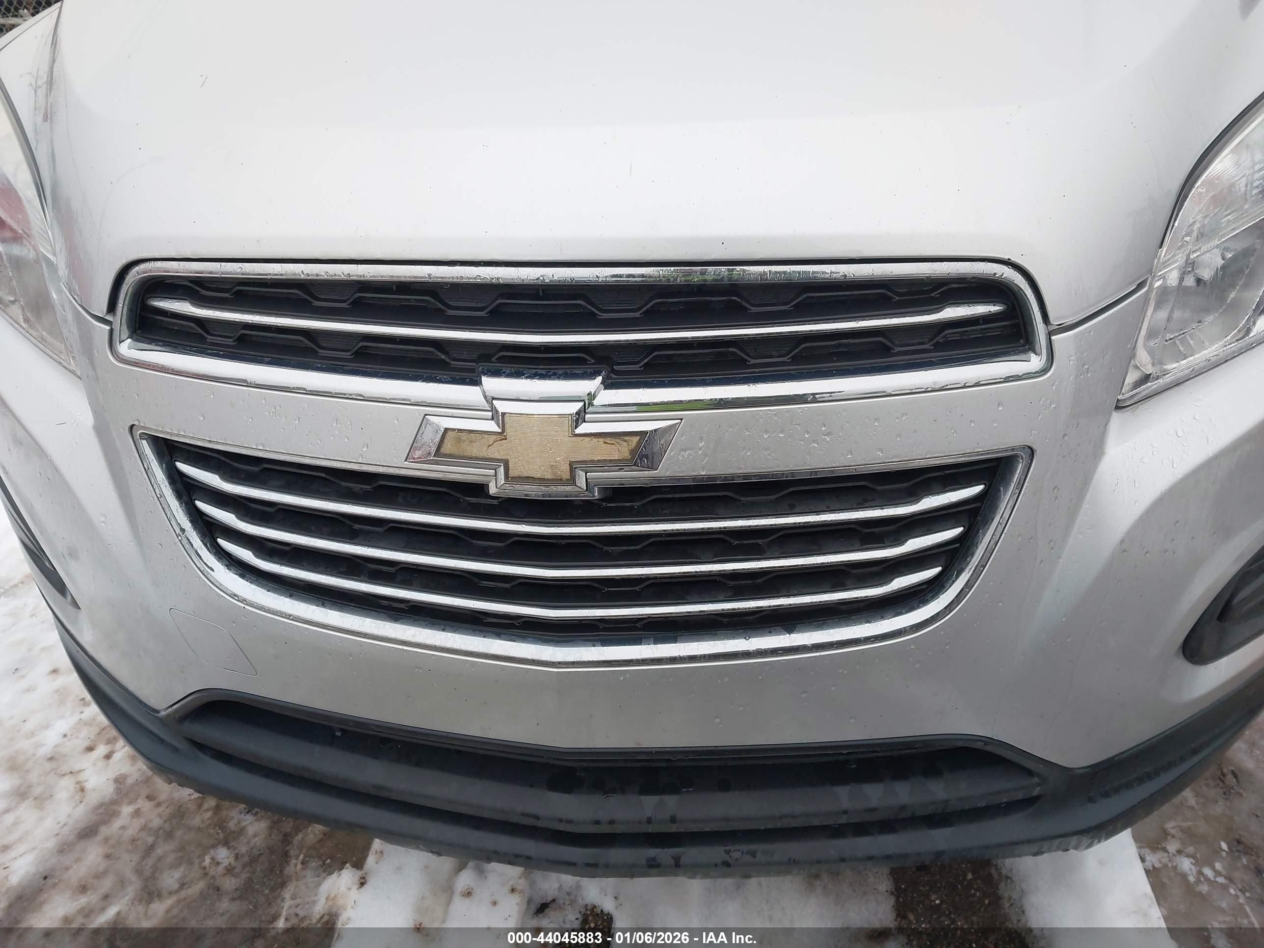 CHEVROLET TRAX image 6