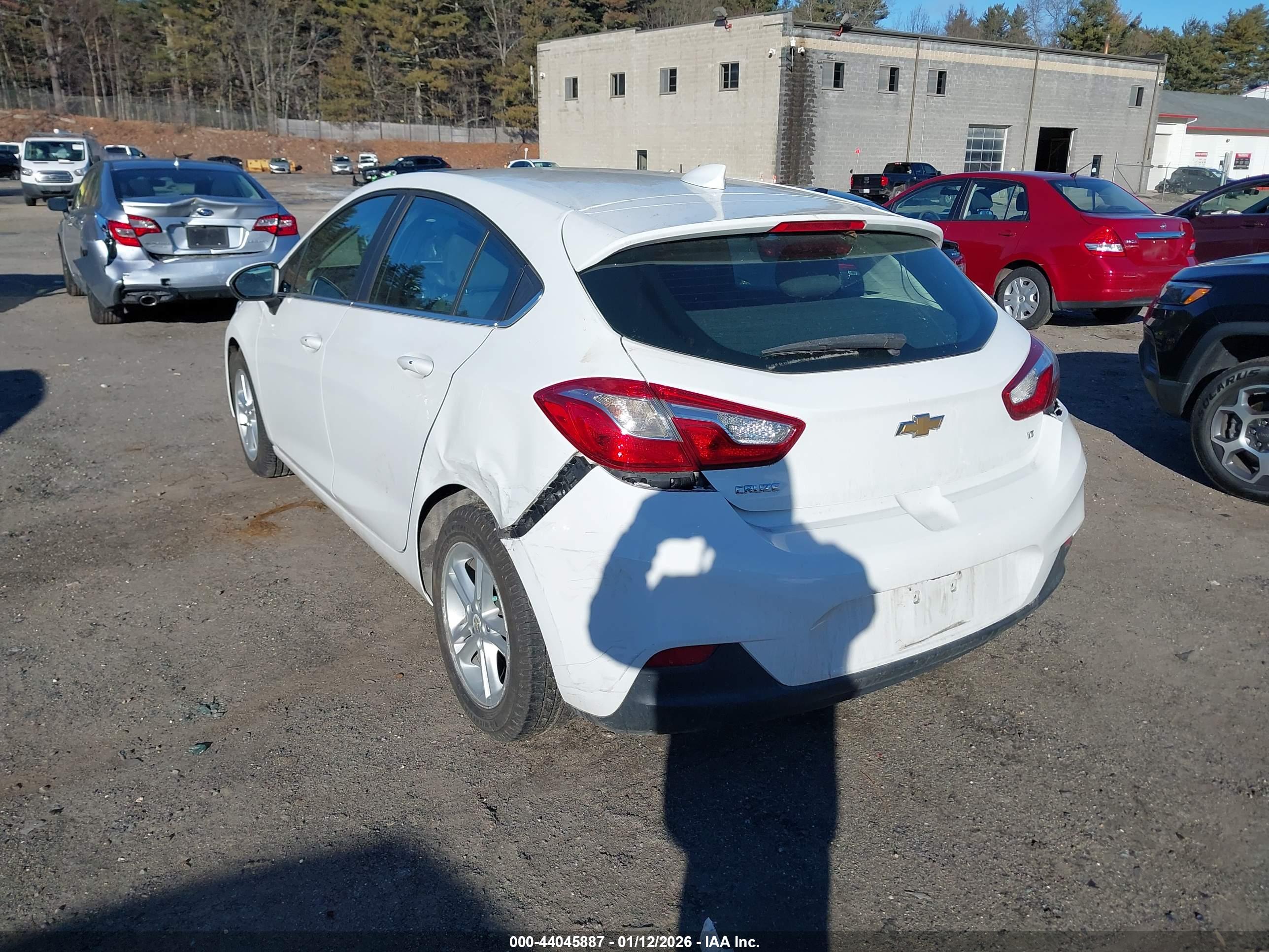 CHEVROLET CRUZE image 3