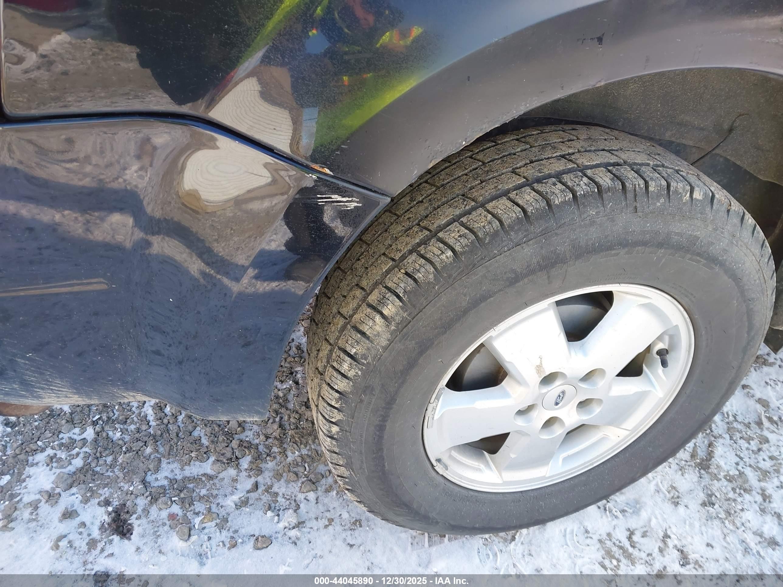 FORD ESCAPE image 6