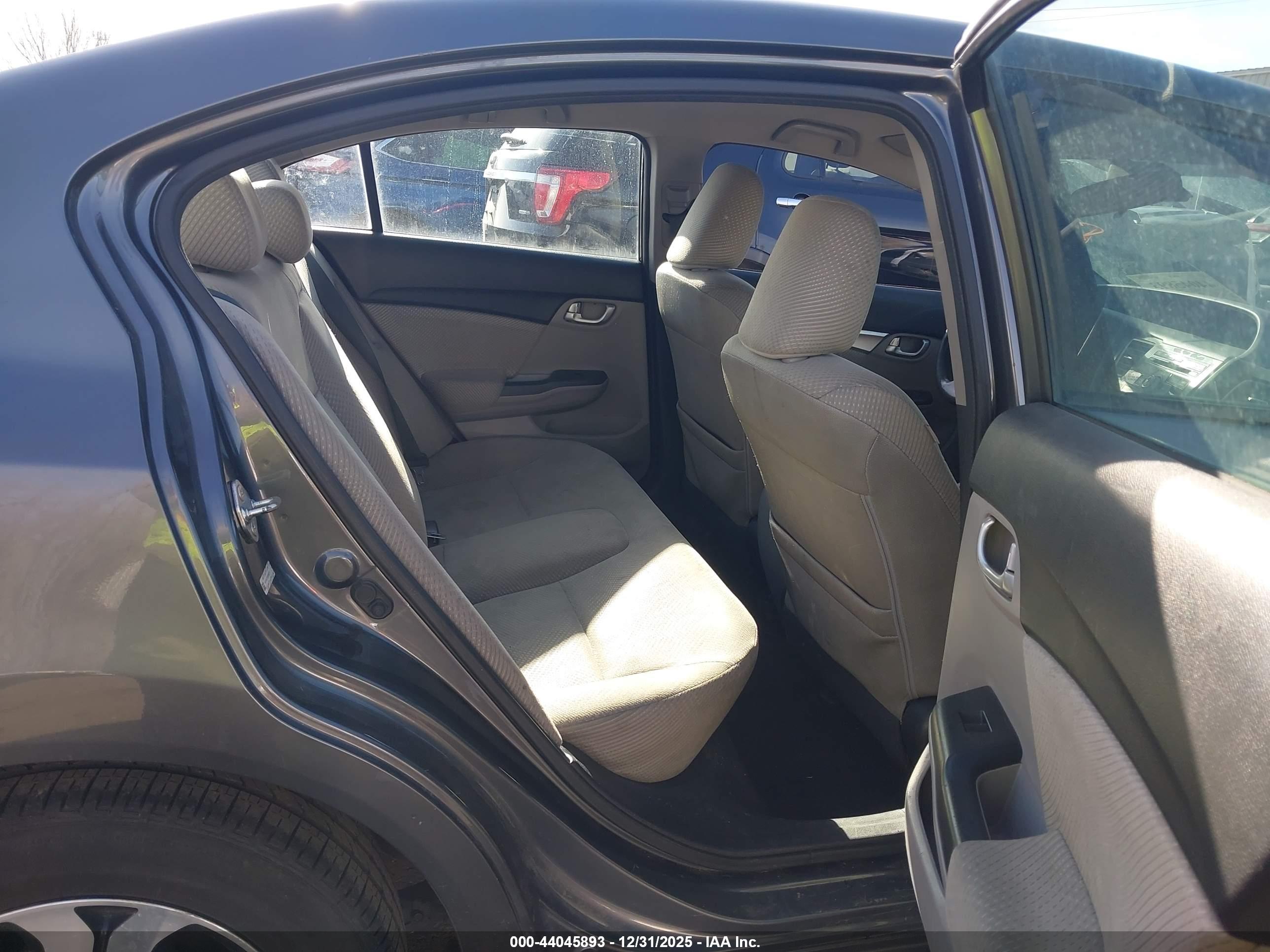 HONDA CIVIC image 8